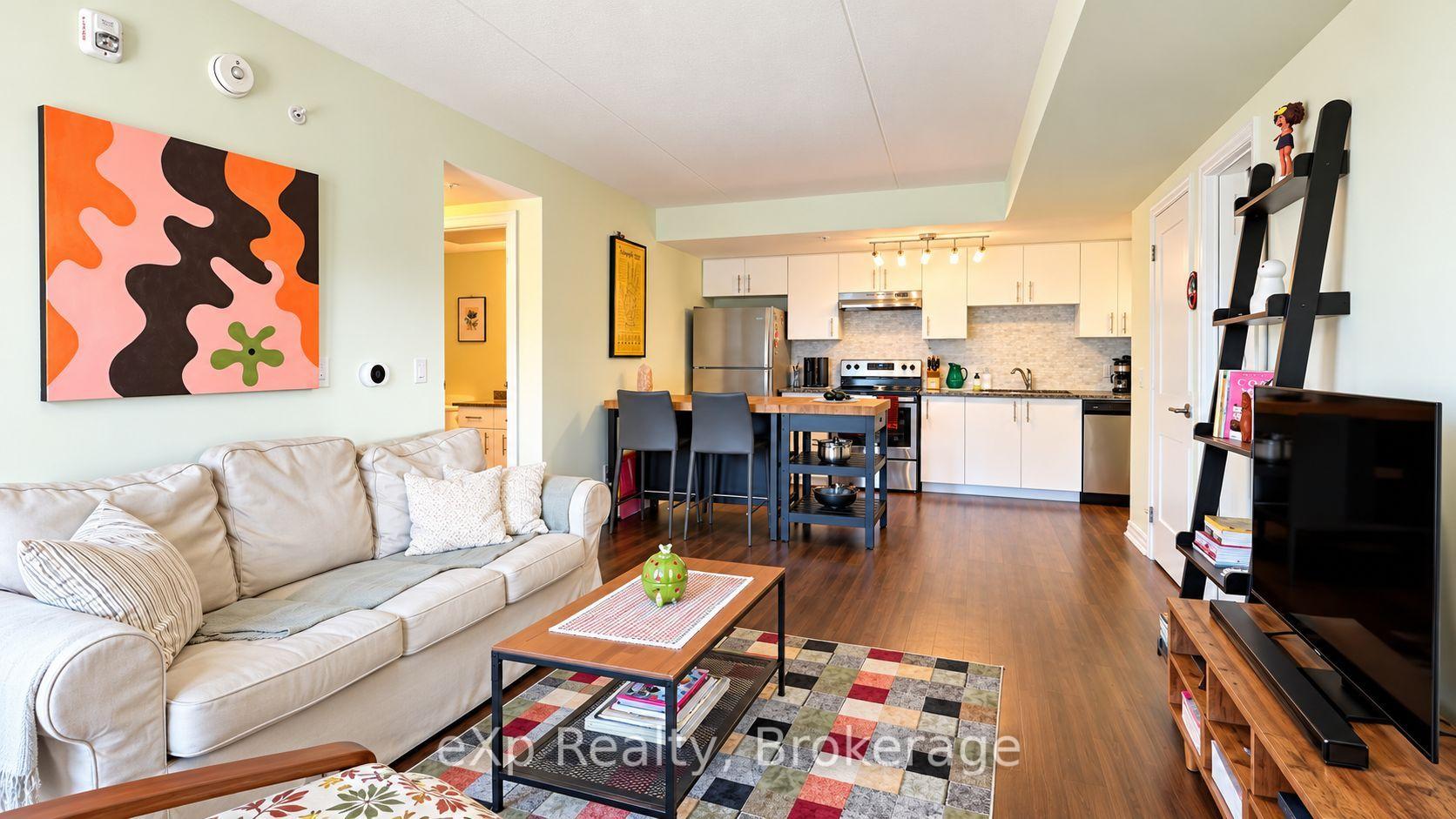 Photo 4 of Unit 108, 104 Summit Ridge Drive, Guelph, Grange Road — HOMEH