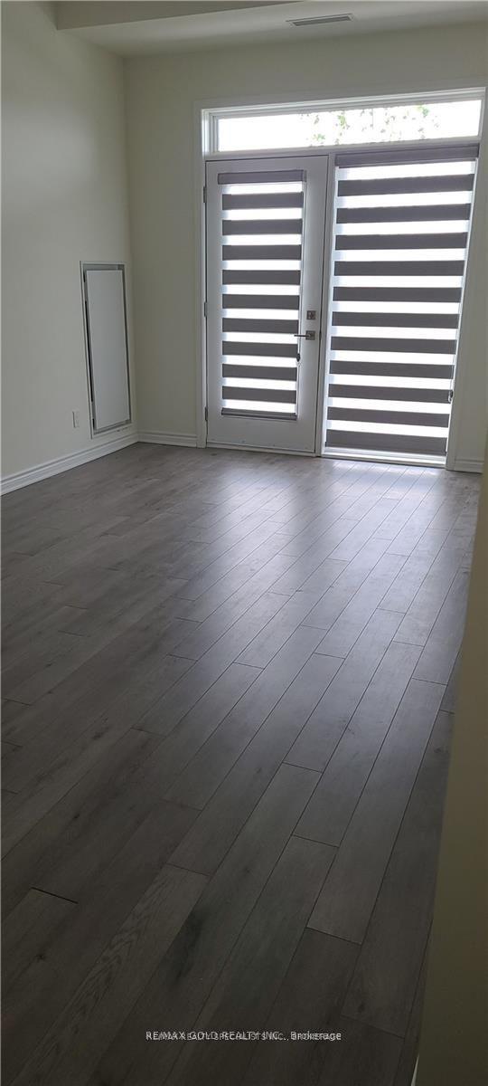 Photo 7 of Unit 117, 200 Lagerfeld Drive, Brampton, Northwest Brampton — HOMEH