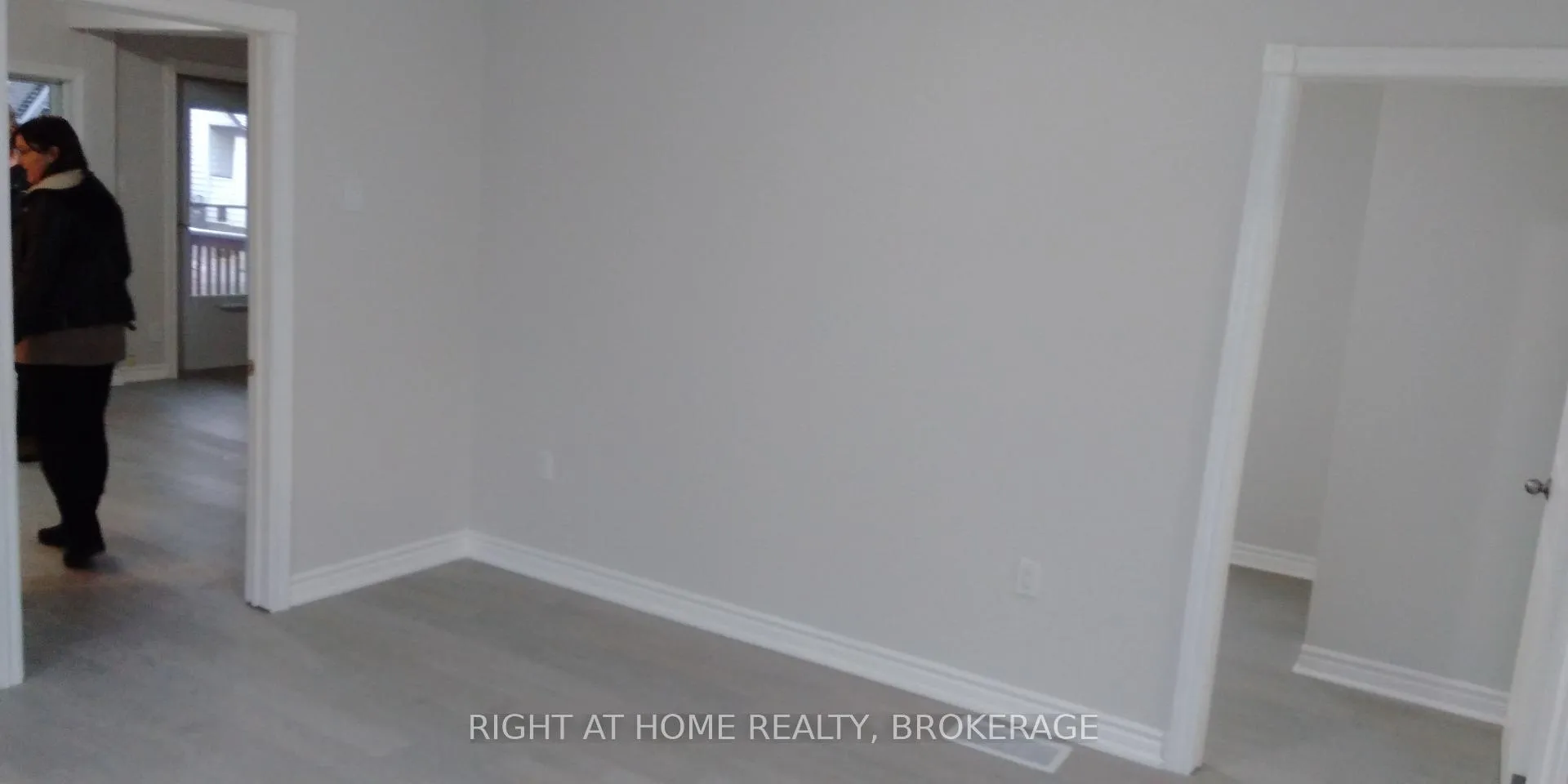 Photo 9 of Unit Main, 34 Junkin Street, St. Catharines, Downtown — HOMEH