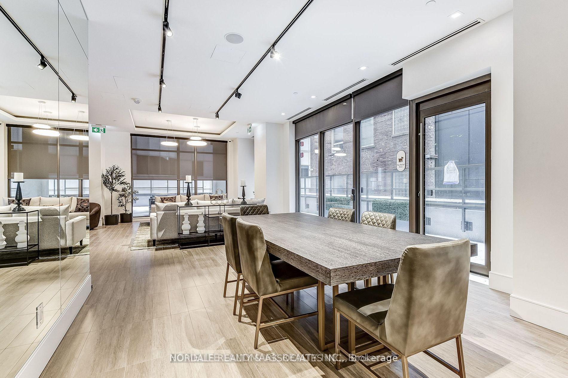 Photo 3 of Unit 4921, 28 Widmer Street, Toronto, Waterfront Communities — HOMEH
