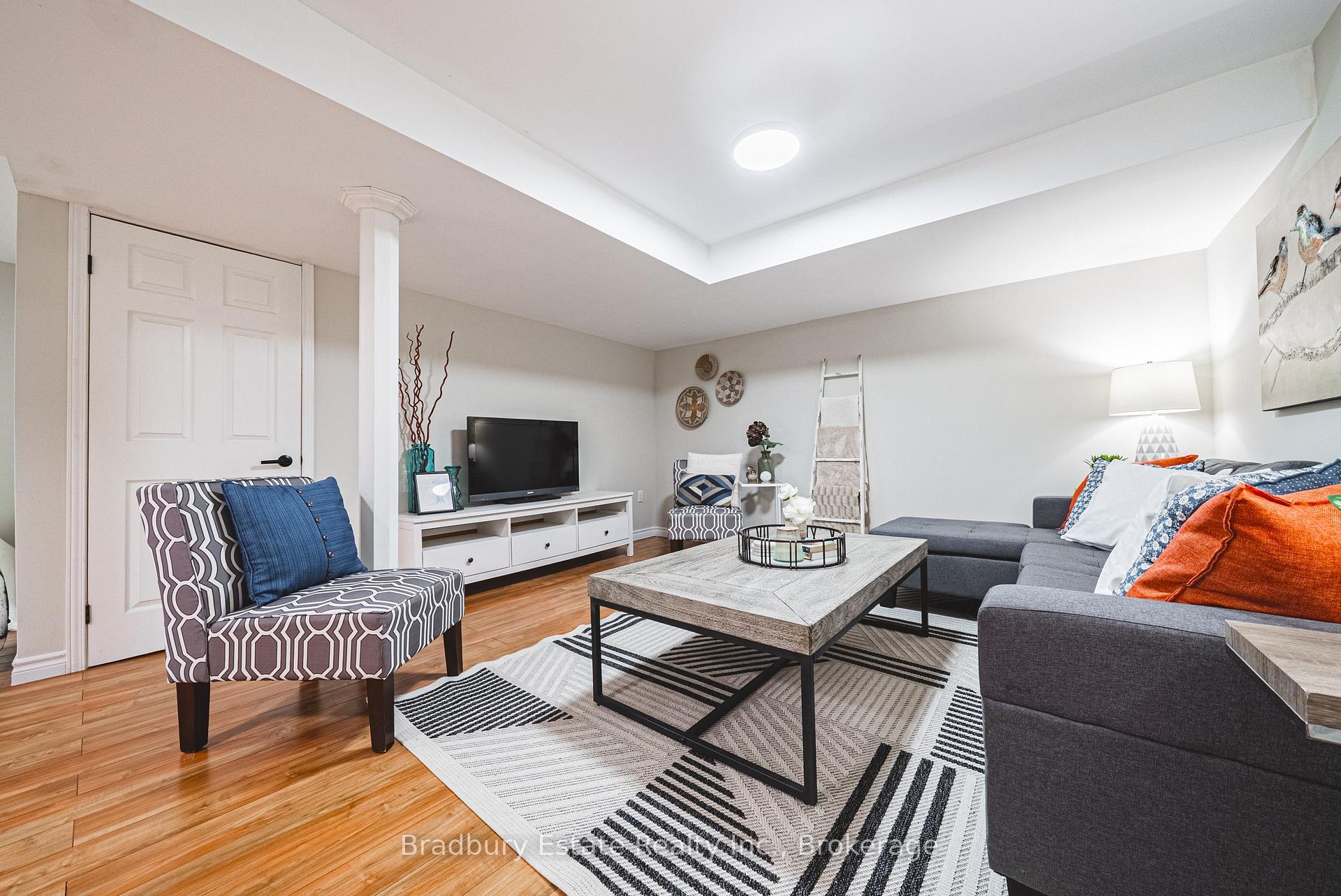 Photo 27 of 100 Chudleigh Street, Hamilton, Waterdown — HOMEH