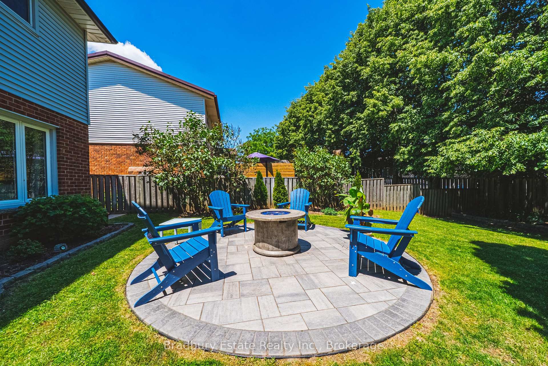 Photo 37 of 100 Chudleigh Street, Hamilton, Waterdown — HOMEH