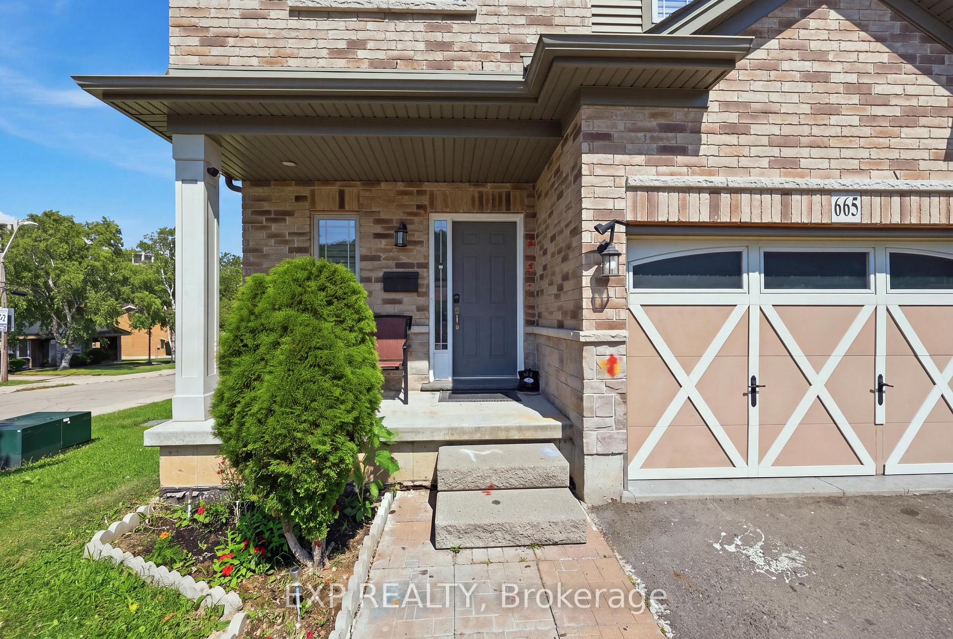 Photo 3 of 665 Greenhill Avenue E, Hamilton, Vincent — HOMEH