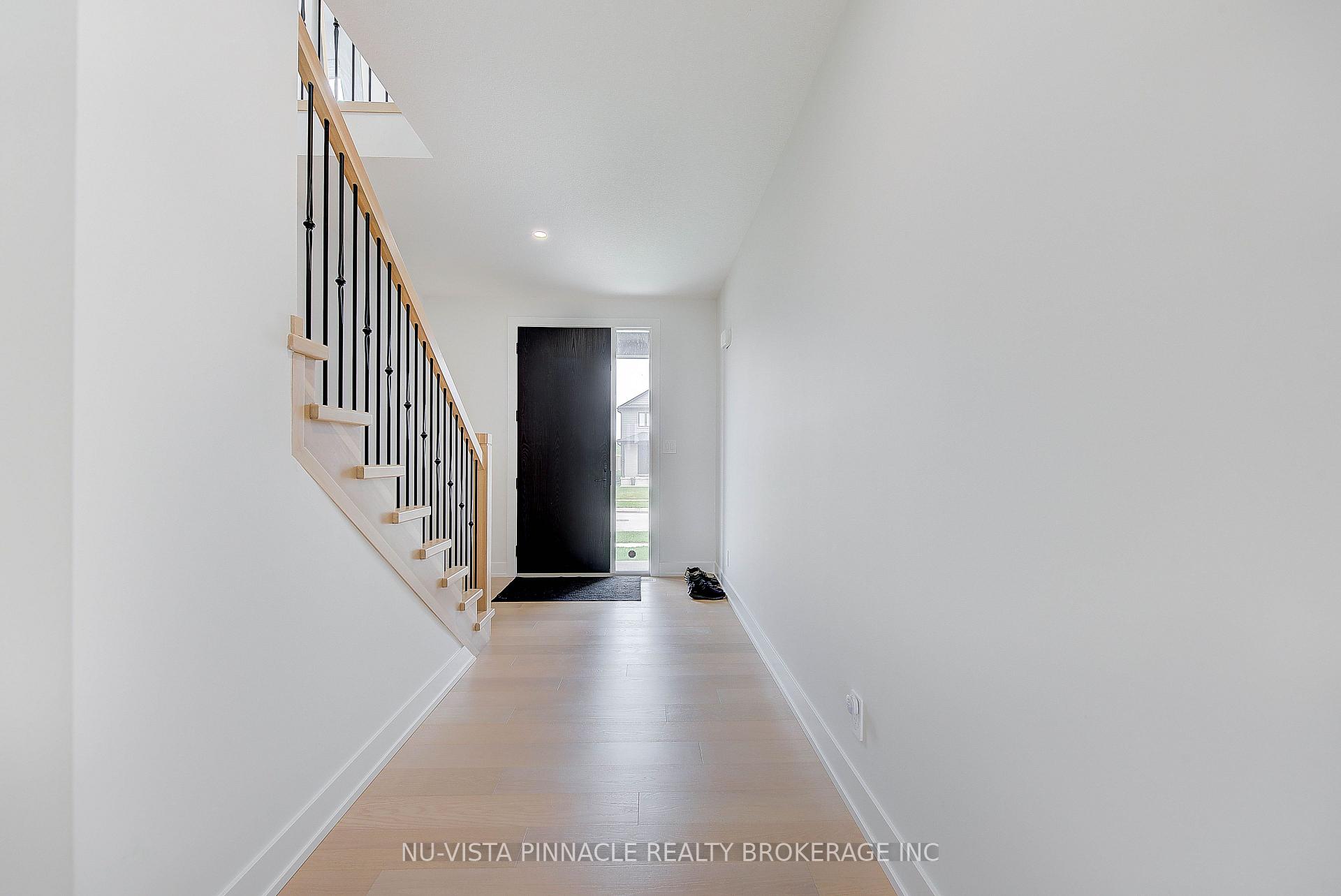 Photo 7 of 2617 Buroak Drive, London, North S — HOMEH