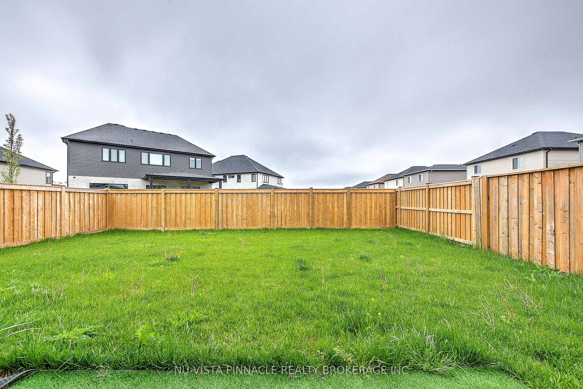 Photo 38 of 2617 Buroak Drive, London, North S — HOMEH