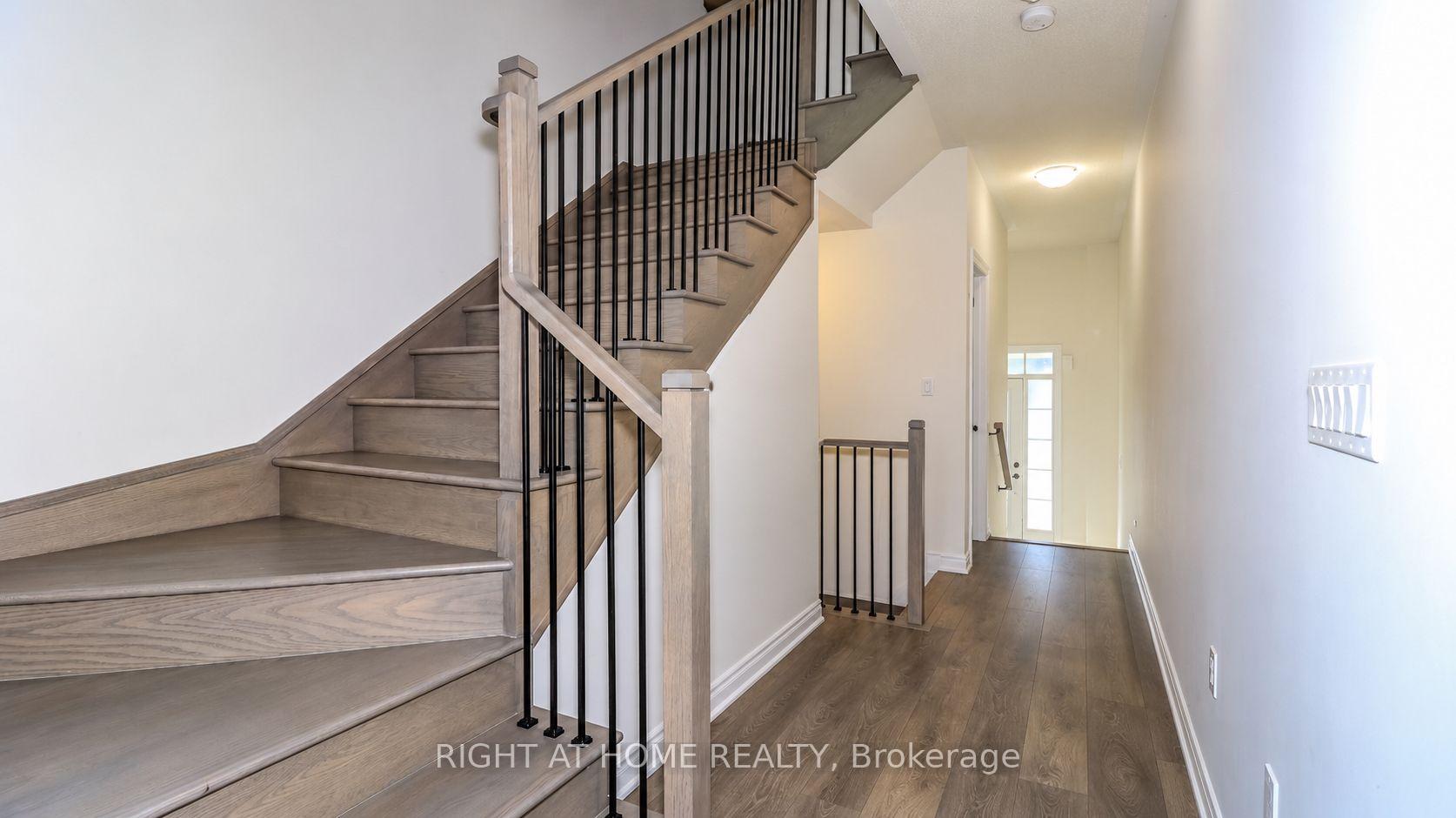 Photo 7 of 167 Shepherd Drive, Barrie, Rural Barrie Southeast — HOMEH