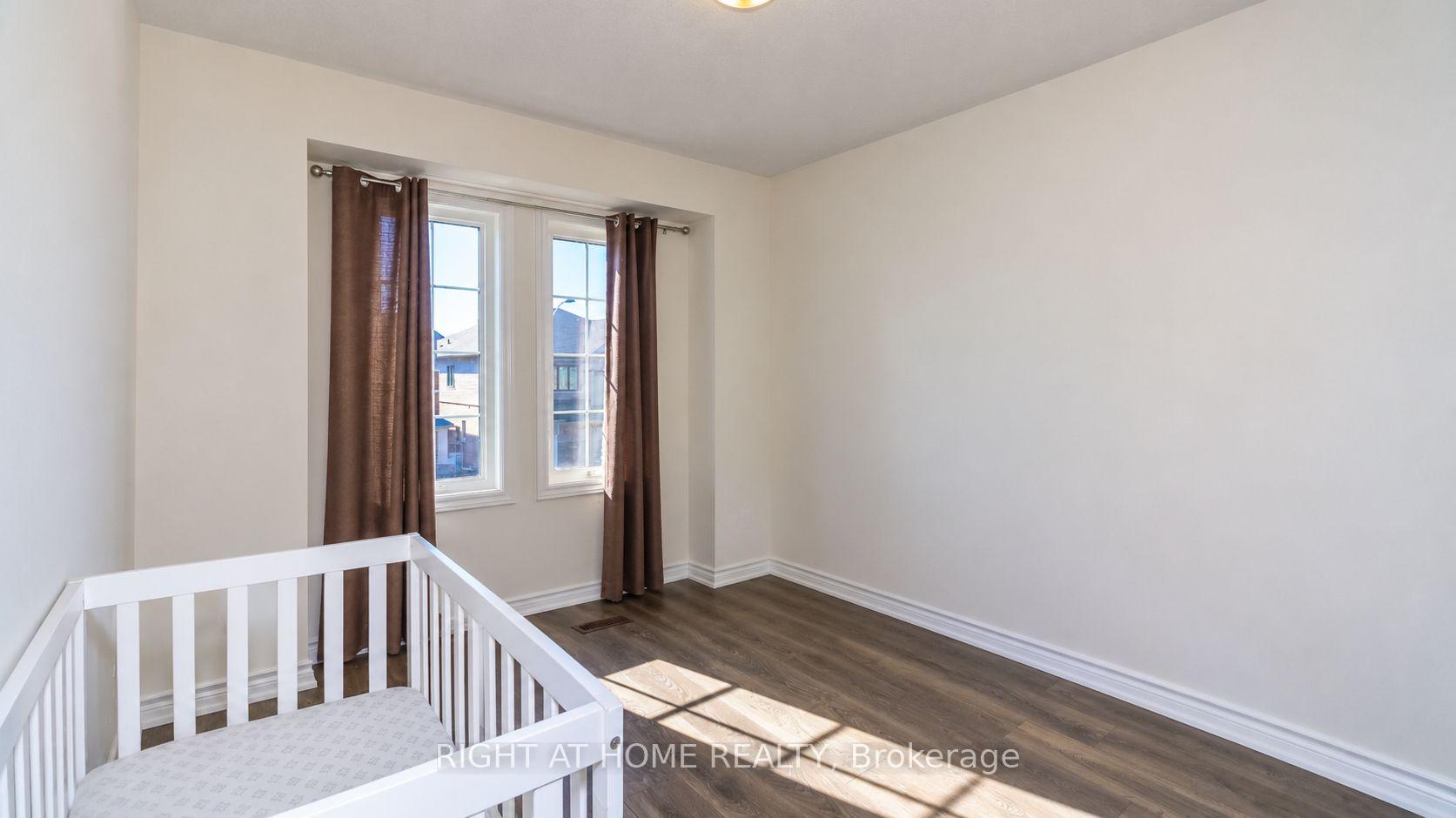 Photo 11 of 167 Shepherd Drive, Barrie, Rural Barrie Southeast — HOMEH