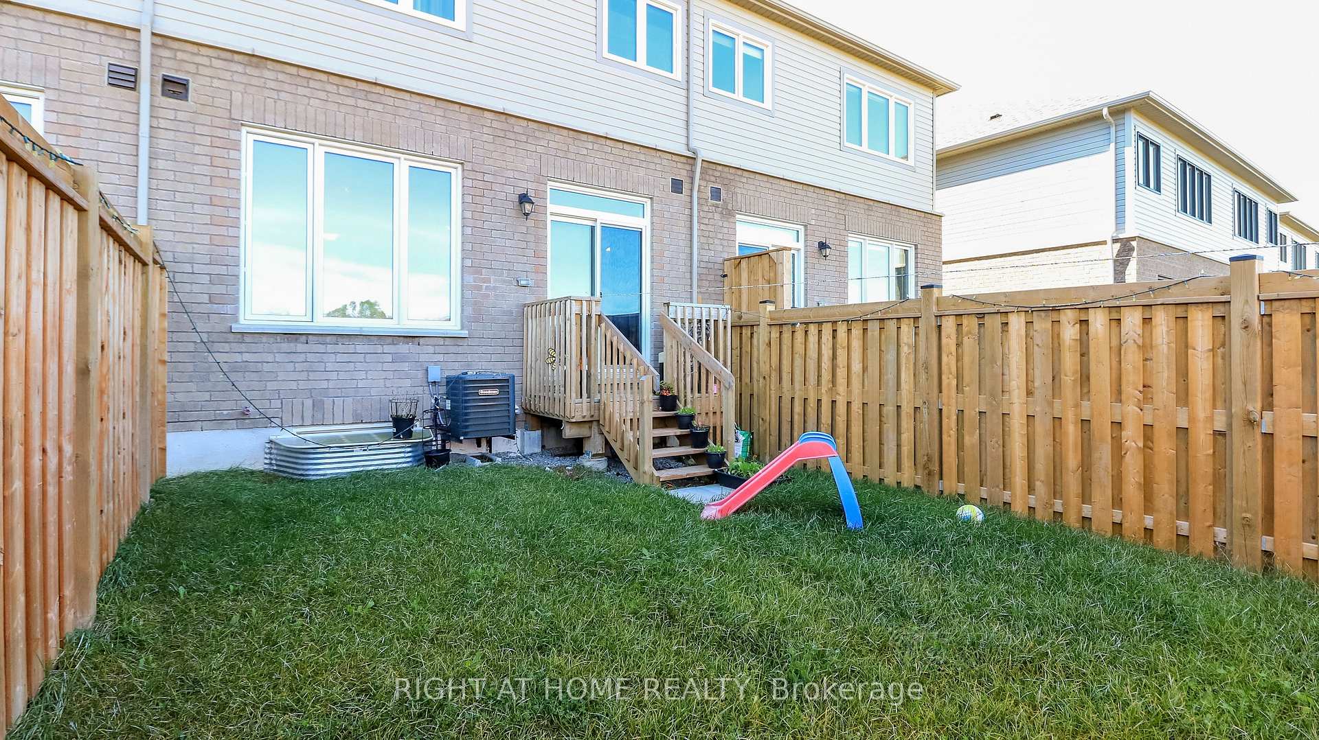 Photo 16 of 167 Shepherd Drive, Barrie, Rural Barrie Southeast — HOMEH
