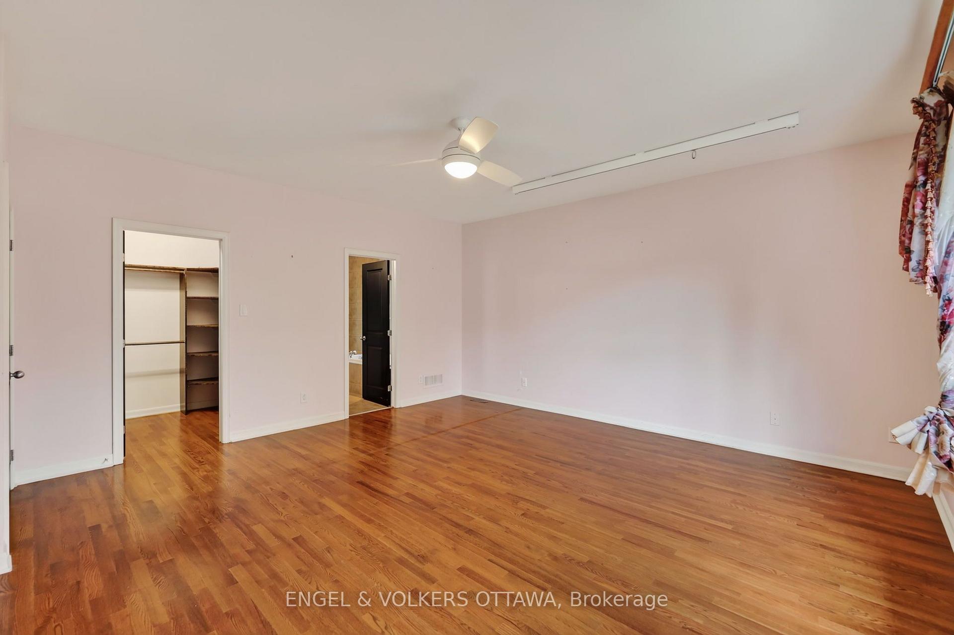 Photo 21 of 547 Kilbirnie Drive, Ottawa, Barrhaven - Stonebridge — HOMEH