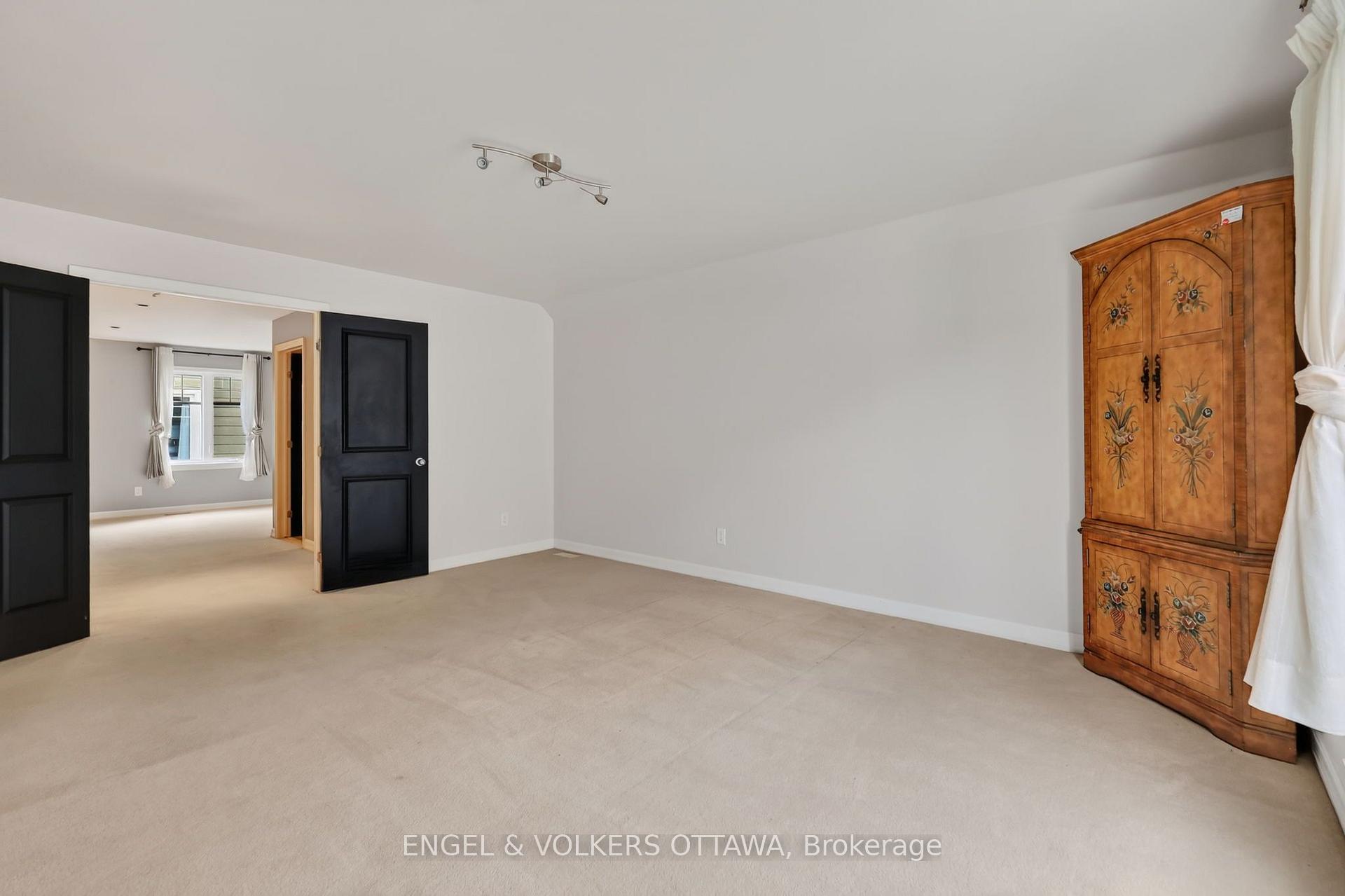 Photo 37 of 547 Kilbirnie Drive, Ottawa, Barrhaven - Stonebridge — HOMEH