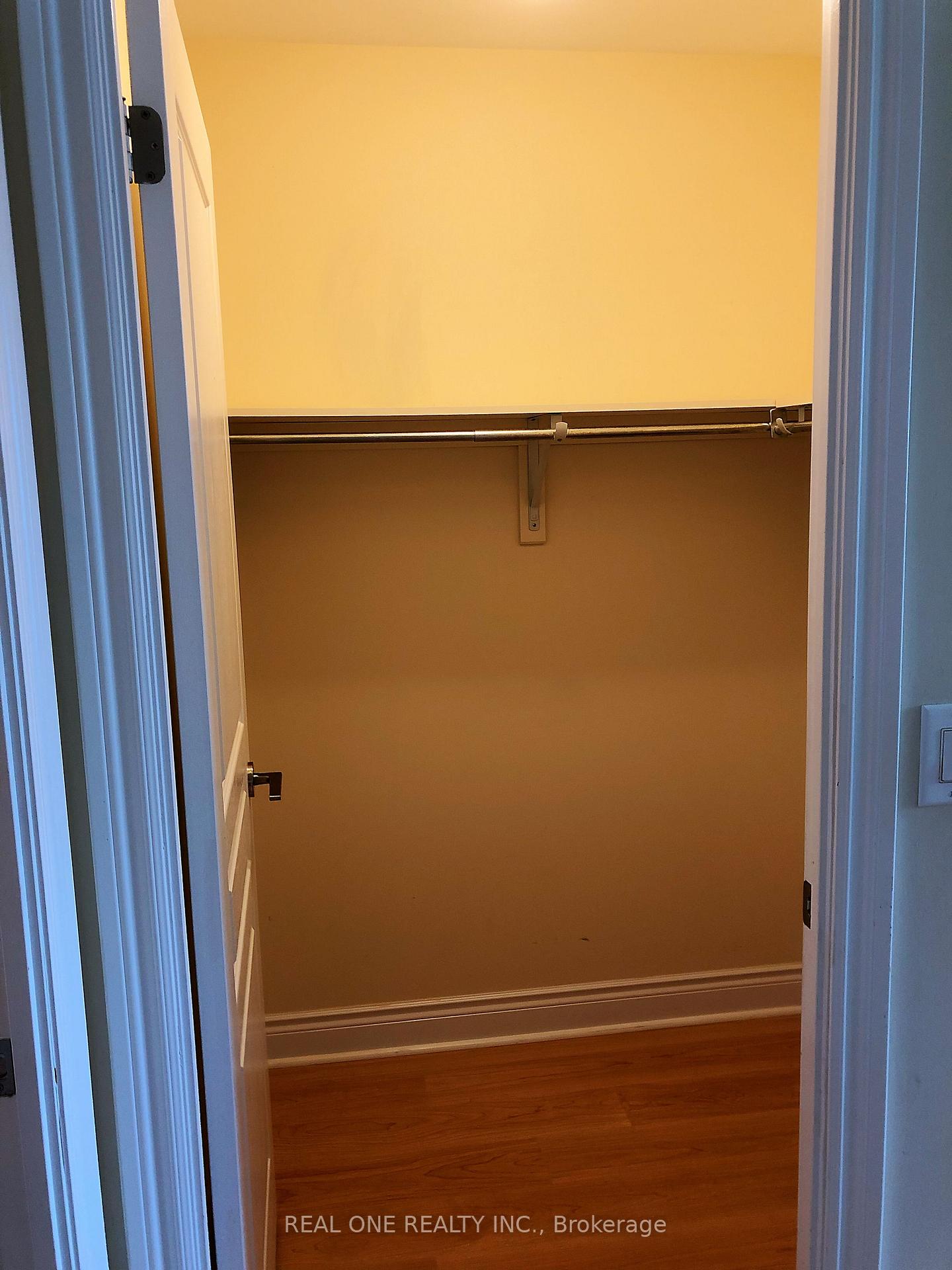Photo 4 of Unit 901, 30 Clegg Road, Markham, Unionville — HOMEH