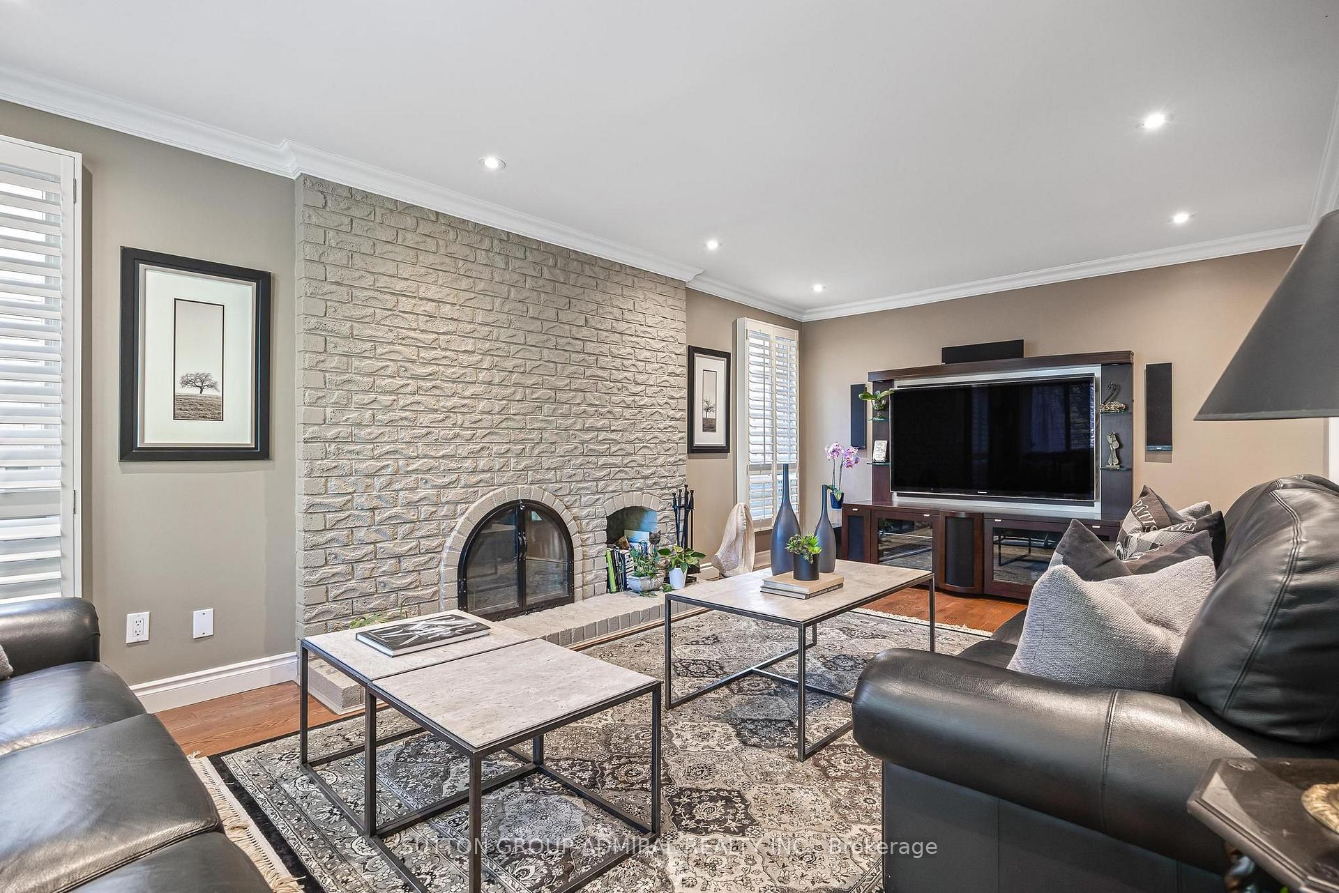 Photo 9 of 49 Hetherington Crescent, Vaughan, Brownridge — HOMEH
