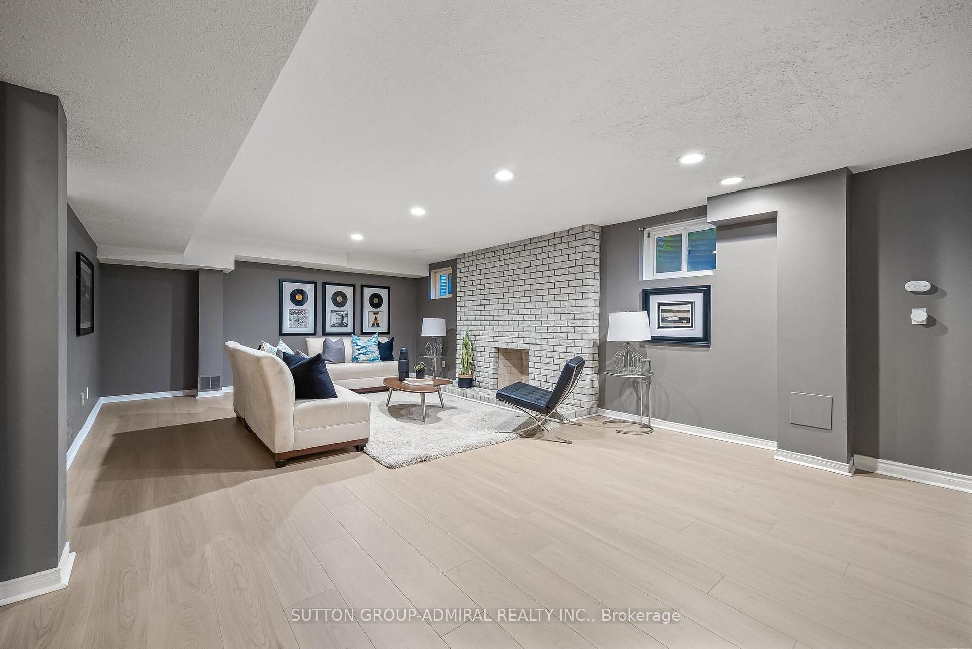Photo 27 of 49 Hetherington Crescent, Vaughan, Brownridge — HOMEH