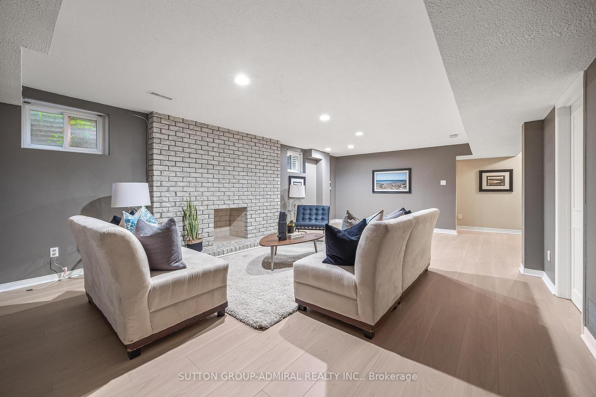 Photo 29 of 49 Hetherington Crescent, Vaughan, Brownridge — HOMEH