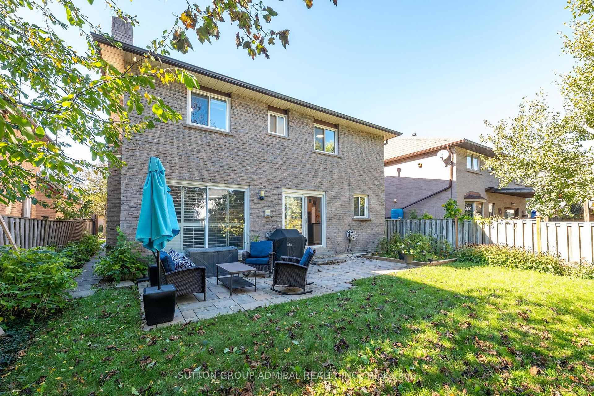 Photo 32 of 49 Hetherington Crescent, Vaughan, Brownridge — HOMEH