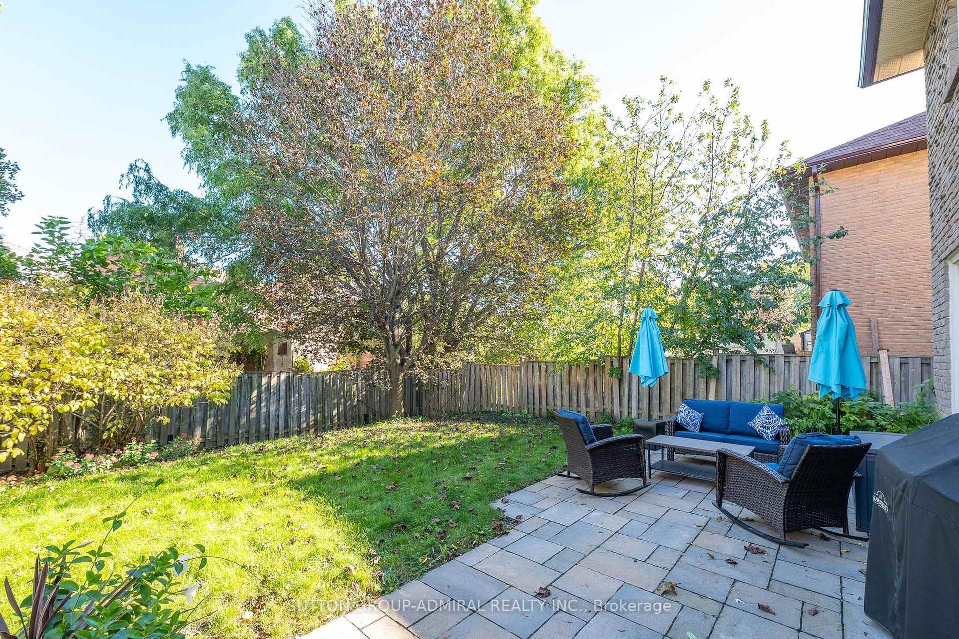 Photo 34 of 49 Hetherington Crescent, Vaughan, Brownridge — HOMEH