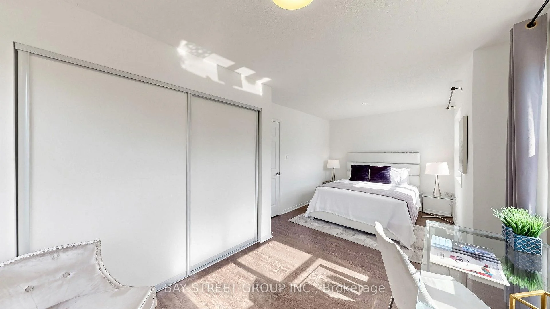 Photo 96 of 1 Maple Park Way, Markham, Milliken Mills West — HOMEH