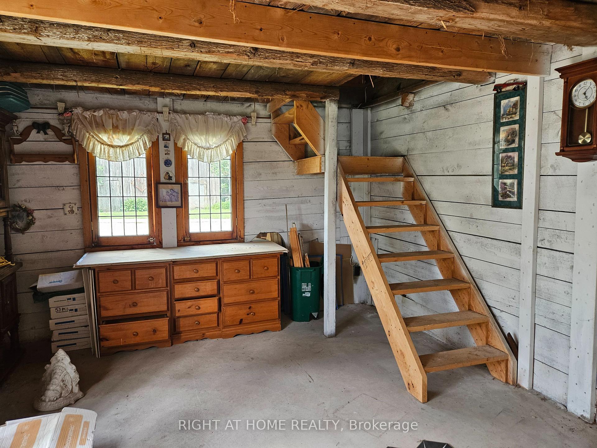 Photo 31 of 402 Lambton Street E, West Grey — HOMEH