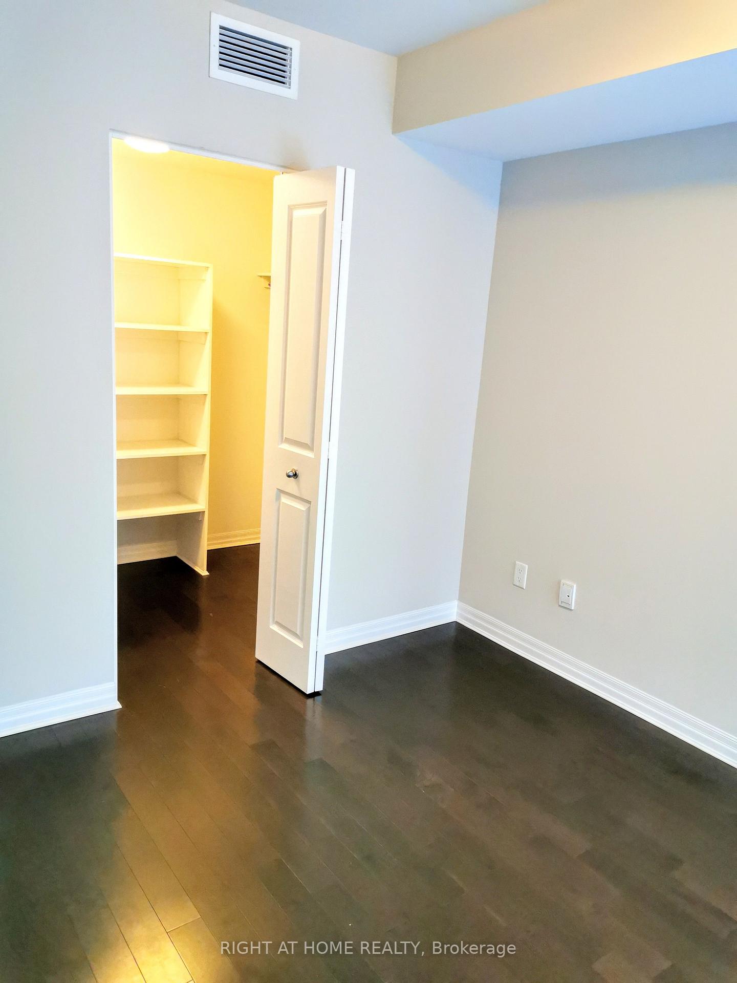Photo 14 of Unit 2307, 195 Besserer Street, Ottawa, Sandy Hill — HOMEH