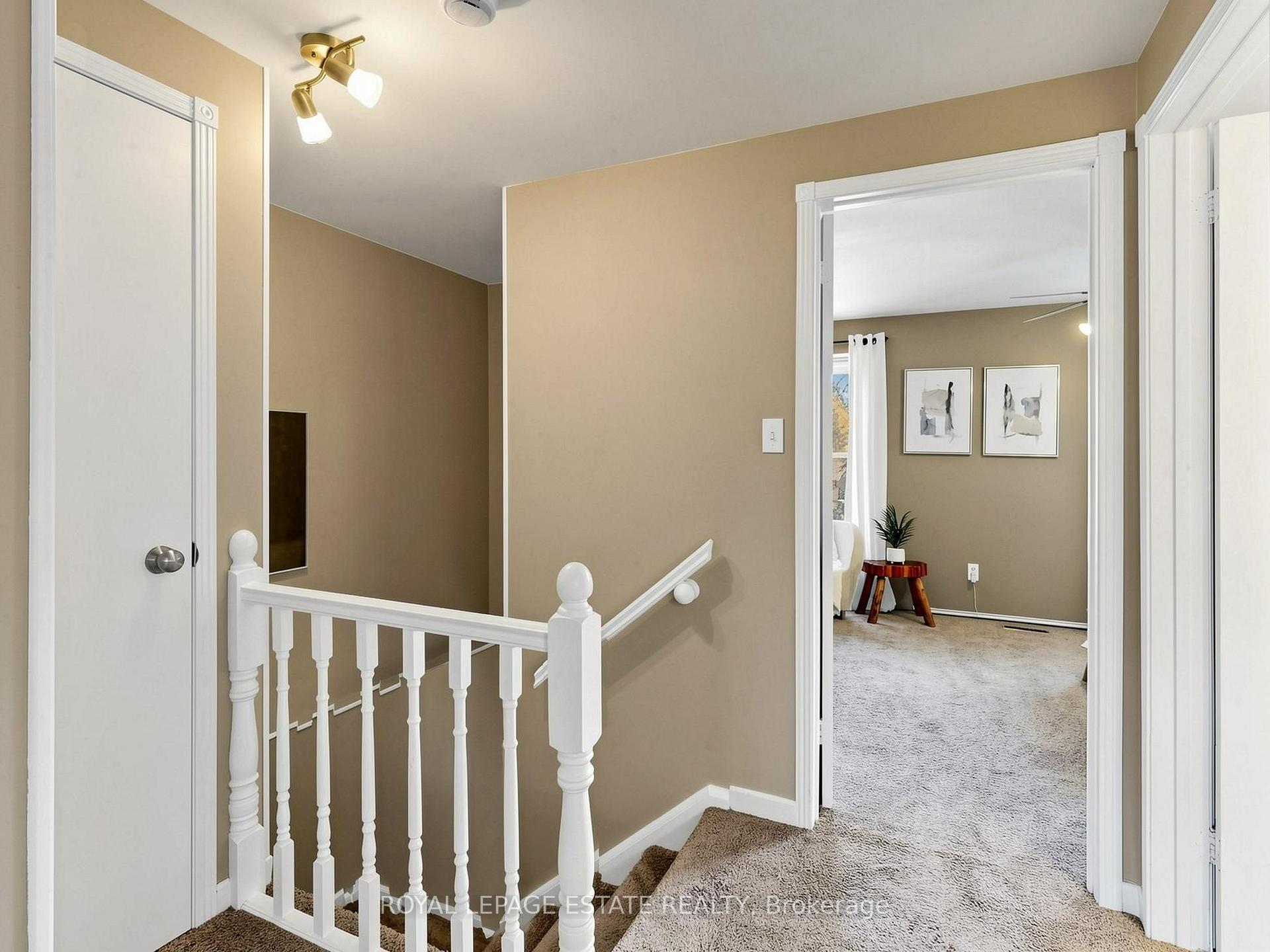 Photo 20 of 38 Burbank Crescent, Orangeville — HOMEH
