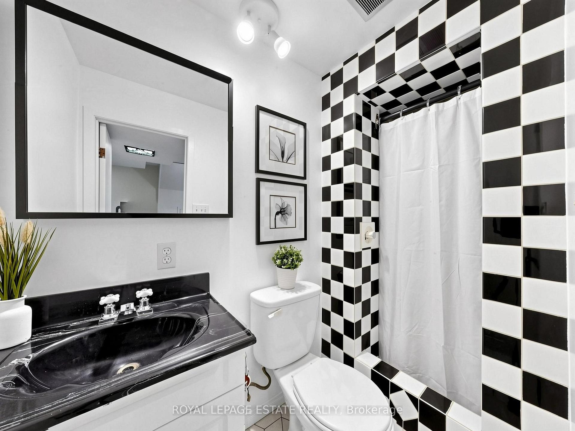 Photo 30 of 38 Burbank Crescent, Orangeville — HOMEH