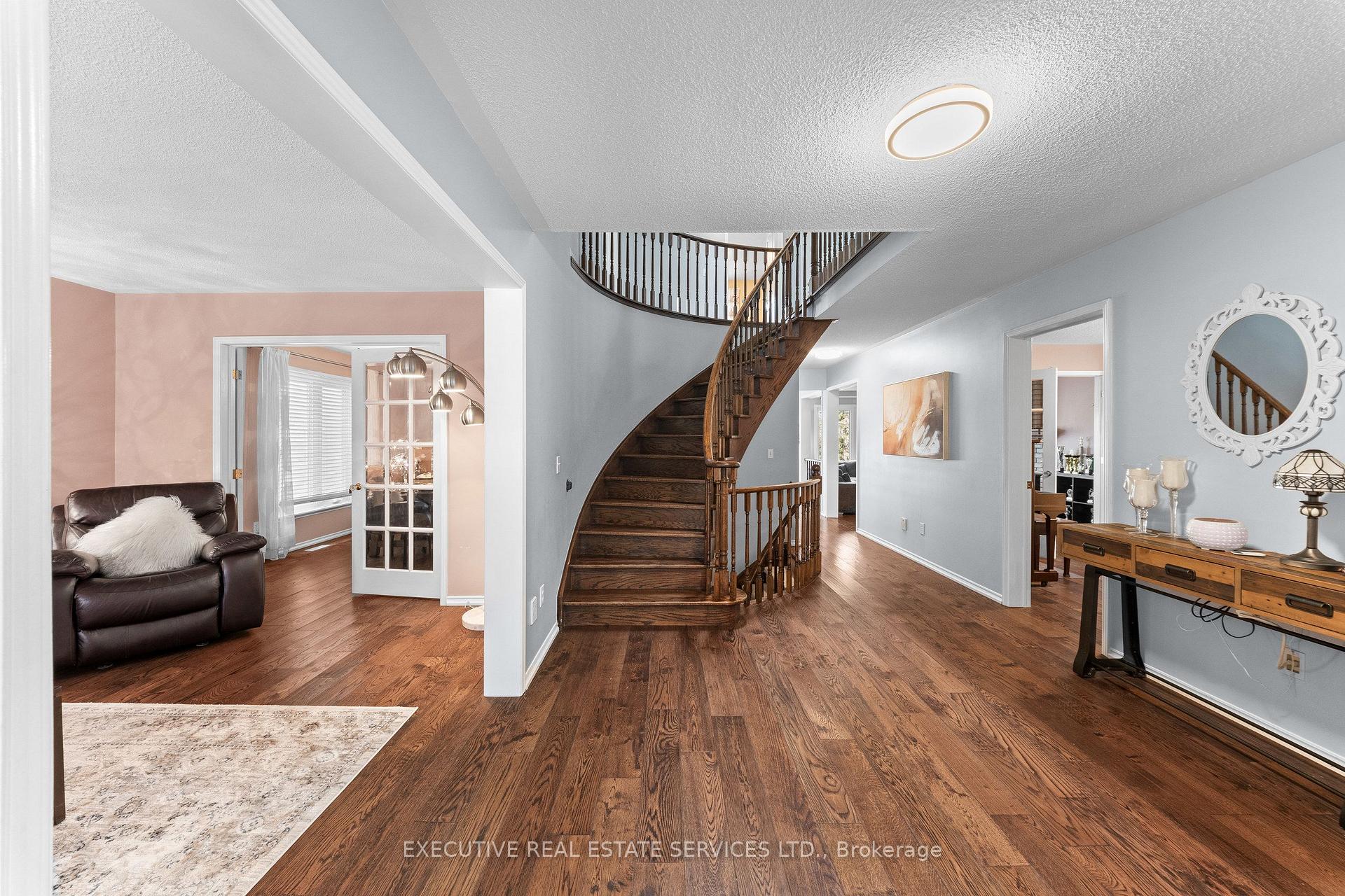 Photo 8 of 56 Pleasant Valley Place, Brampton, Northgate — HOMEH