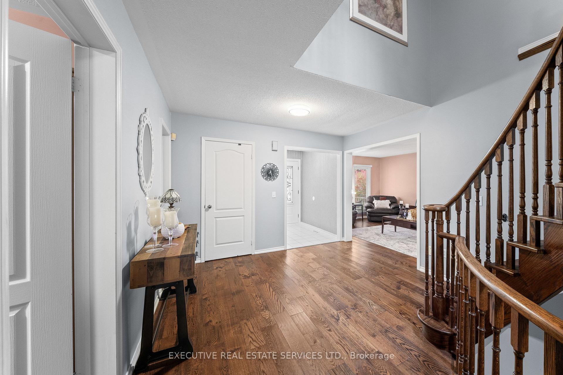 Photo 9 of 56 Pleasant Valley Place, Brampton, Northgate — HOMEH