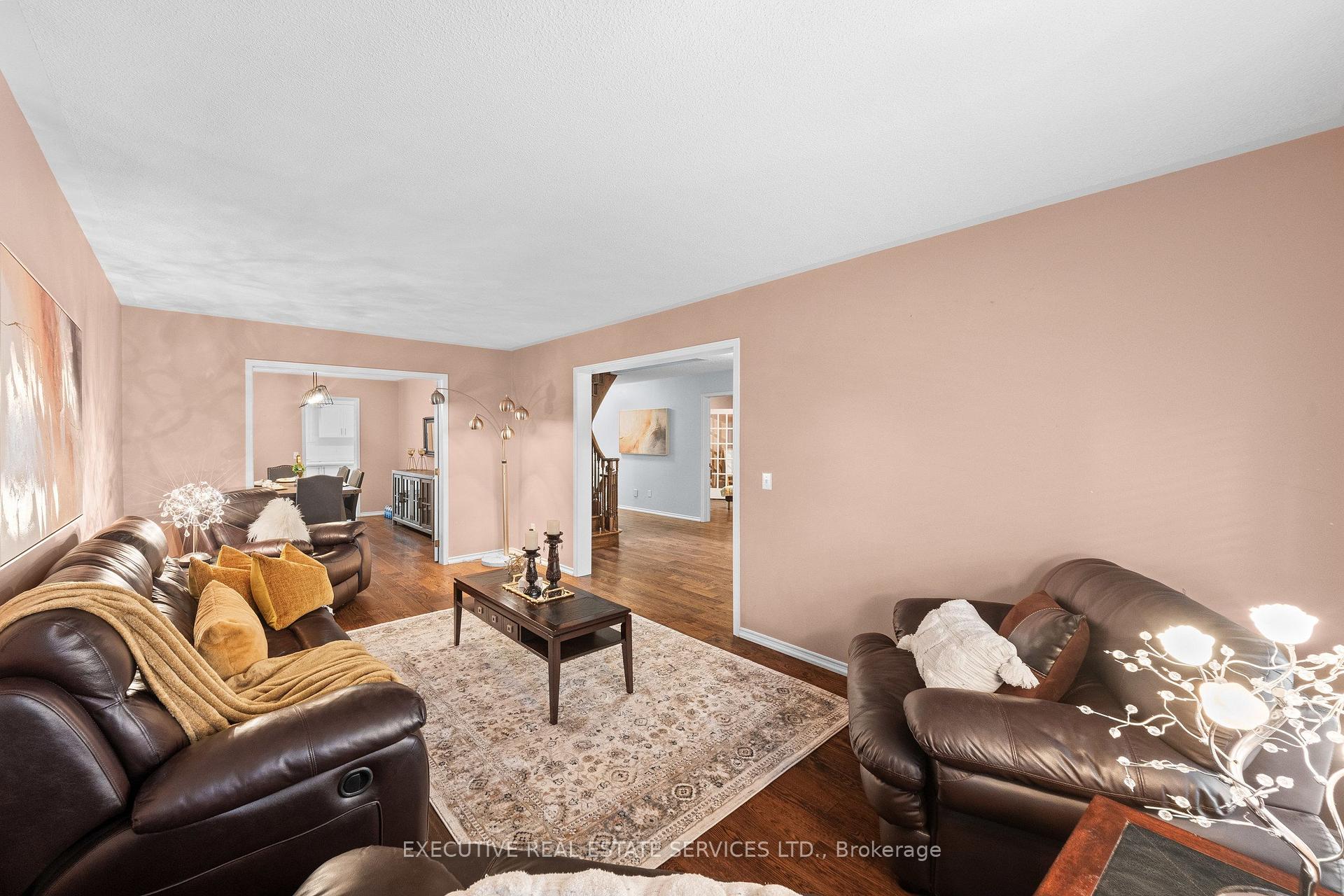 Photo 11 of 56 Pleasant Valley Place, Brampton, Northgate — HOMEH