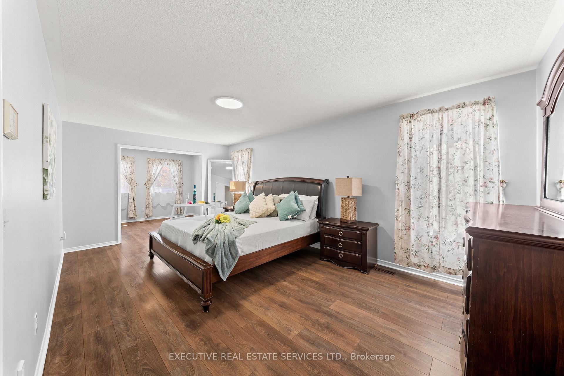 Photo 22 of 56 Pleasant Valley Place, Brampton, Northgate — HOMEH