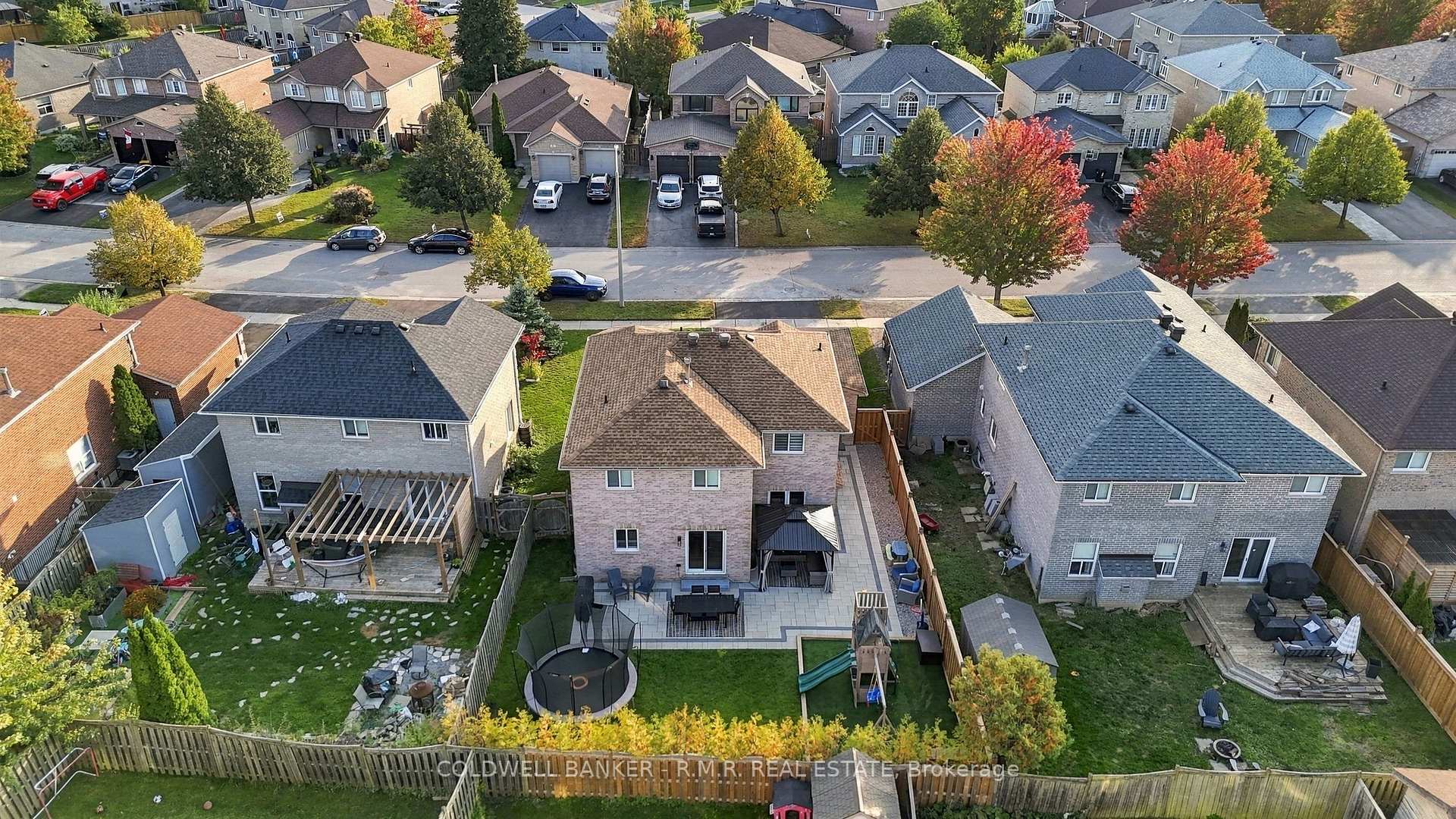 Photo 40 of 46 Honey Crescent, Barrie, Painswick South — HOMEH
