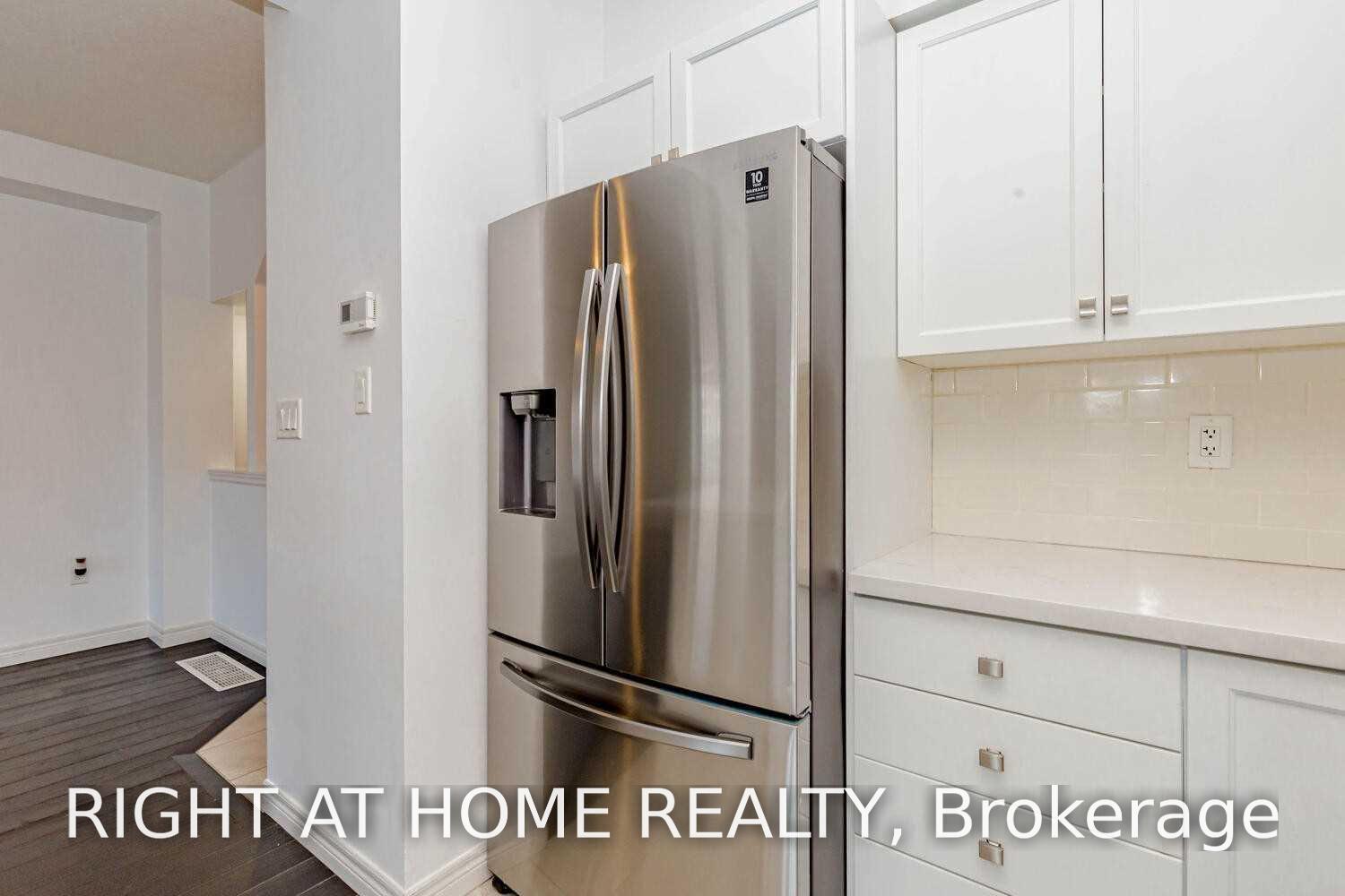 Photo 9 of Unit 11, 6 Chestnut Drive, Grimsby, Grimsby West — HOMEH