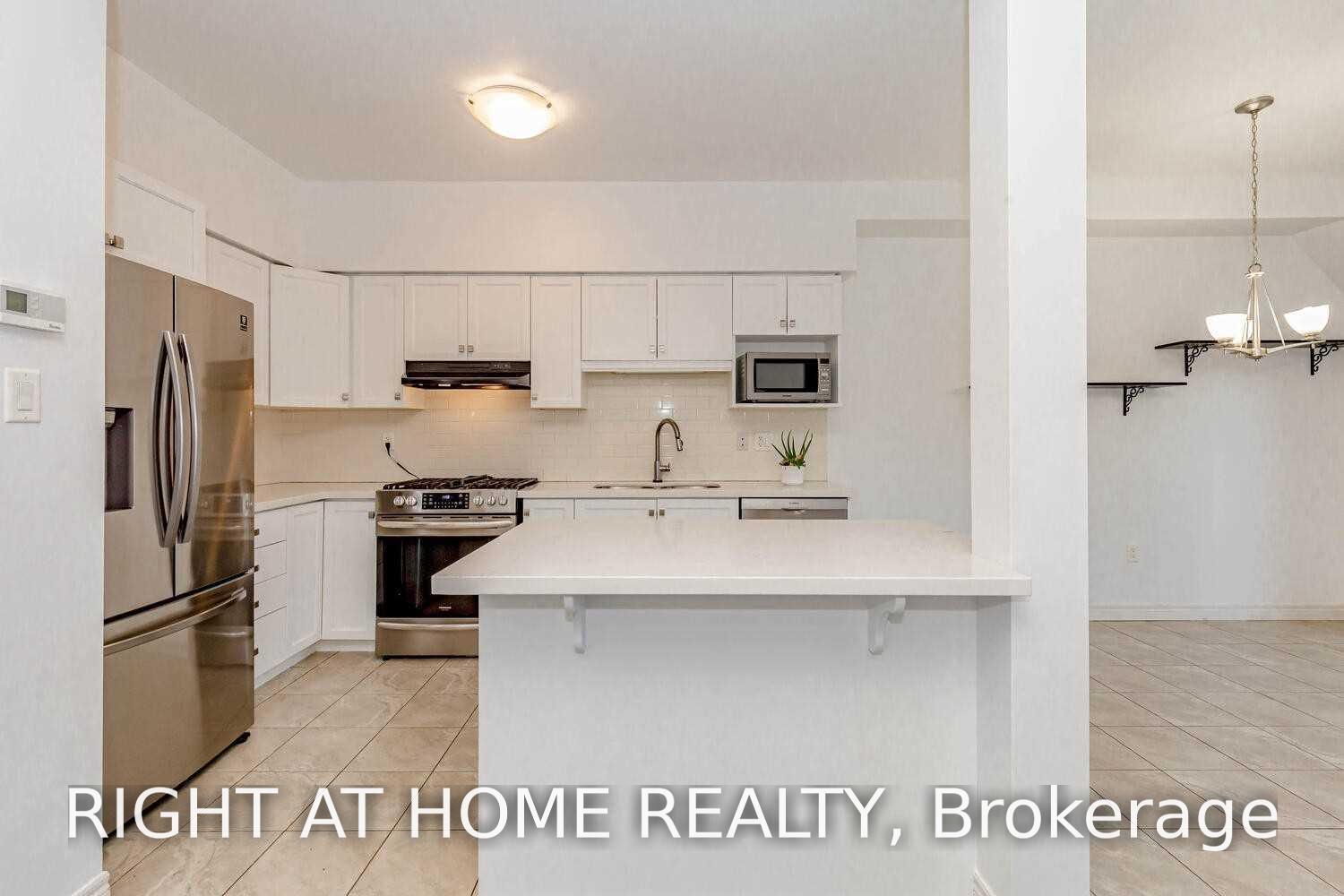 Photo 11 of Unit 11, 6 Chestnut Drive, Grimsby, Grimsby West — HOMEH