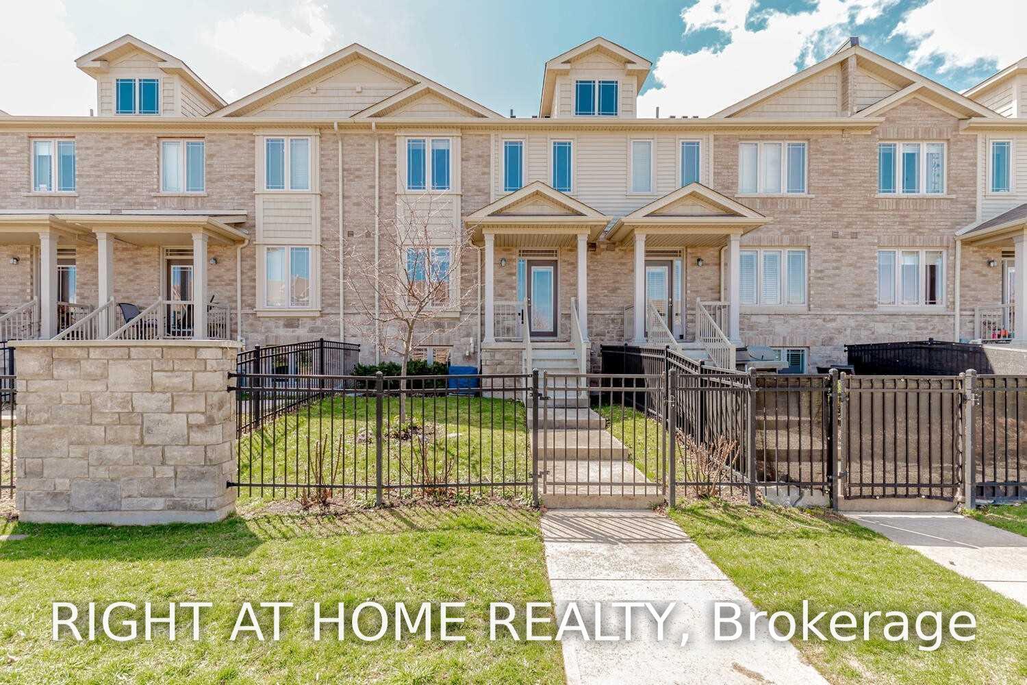 Photo 32 of Unit 11, 6 Chestnut Drive, Grimsby, Grimsby West — HOMEH