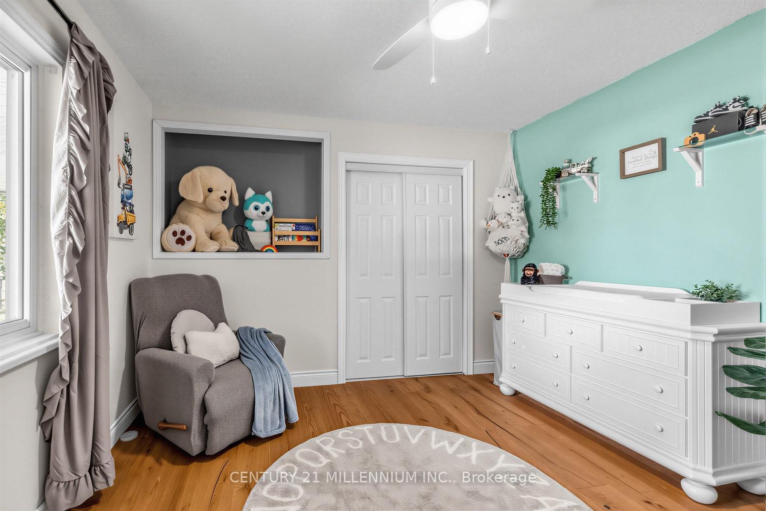 Photo 25 of 35 Cloverhill Crescent, Innisfil, Cookstown — HOMEH
