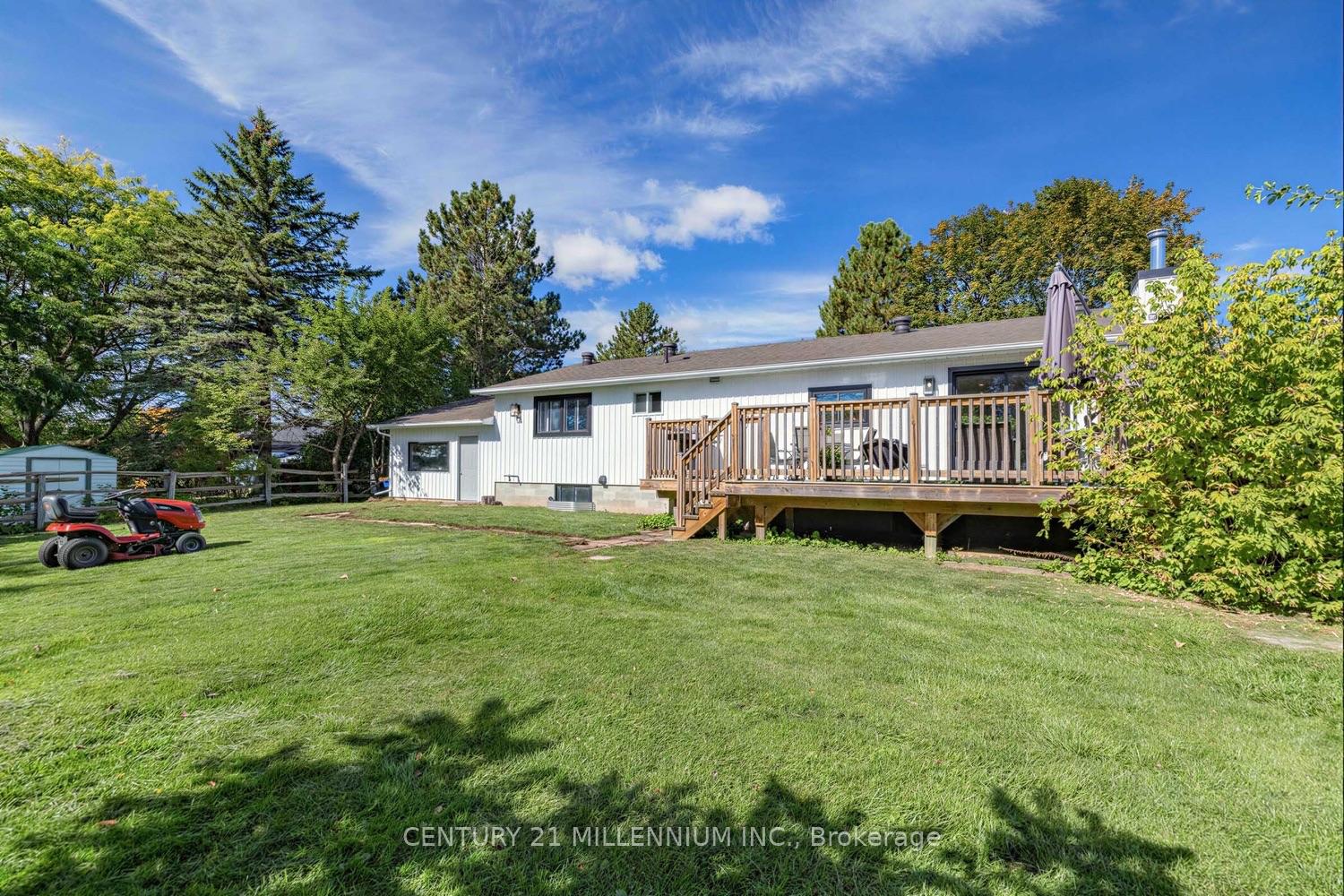 Photo 44 of 35 Cloverhill Crescent, Innisfil, Cookstown — HOMEH