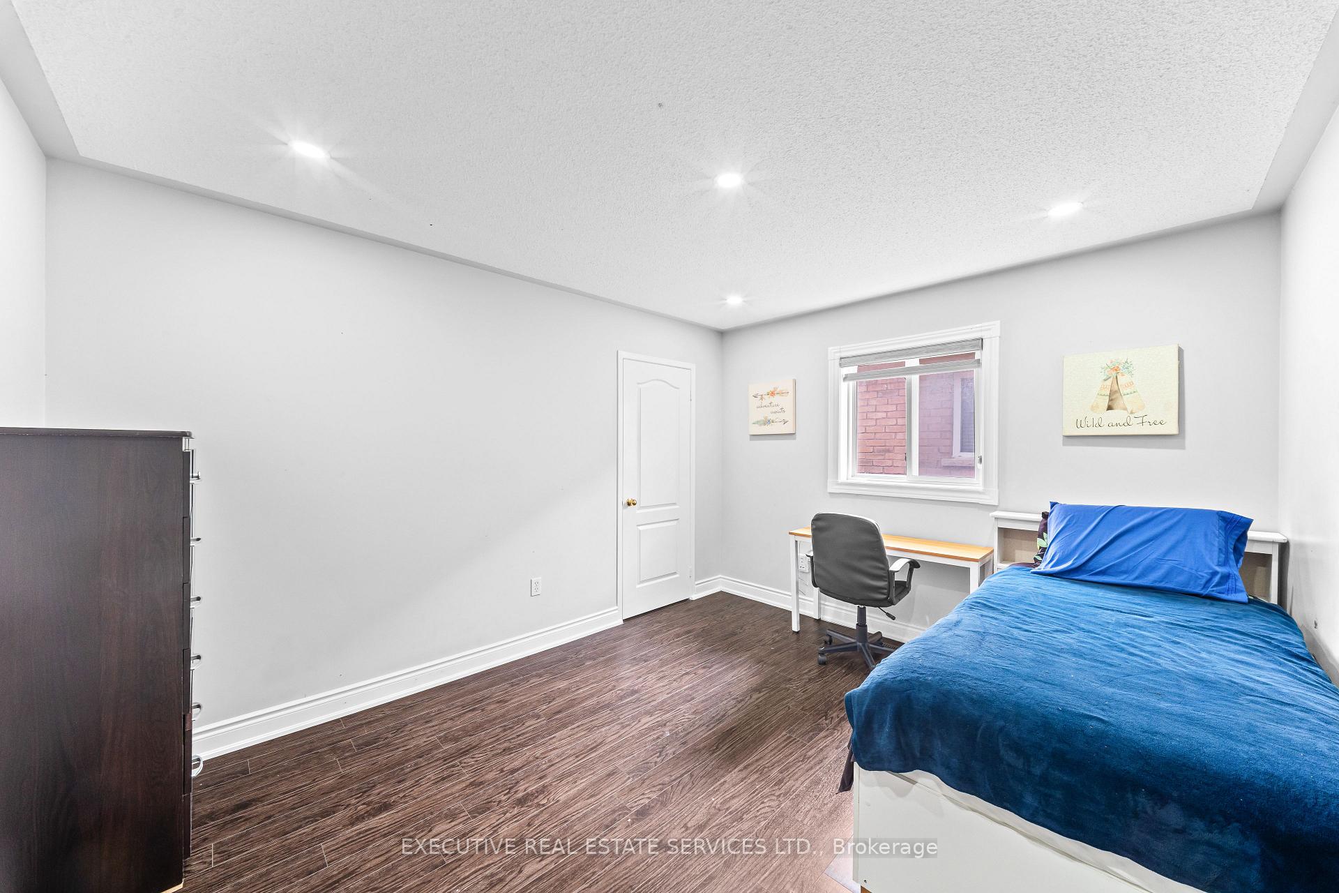 Photo 35 of 7 Chapparal Drive, Brampton, Sandringham-Wellington — HOMEH