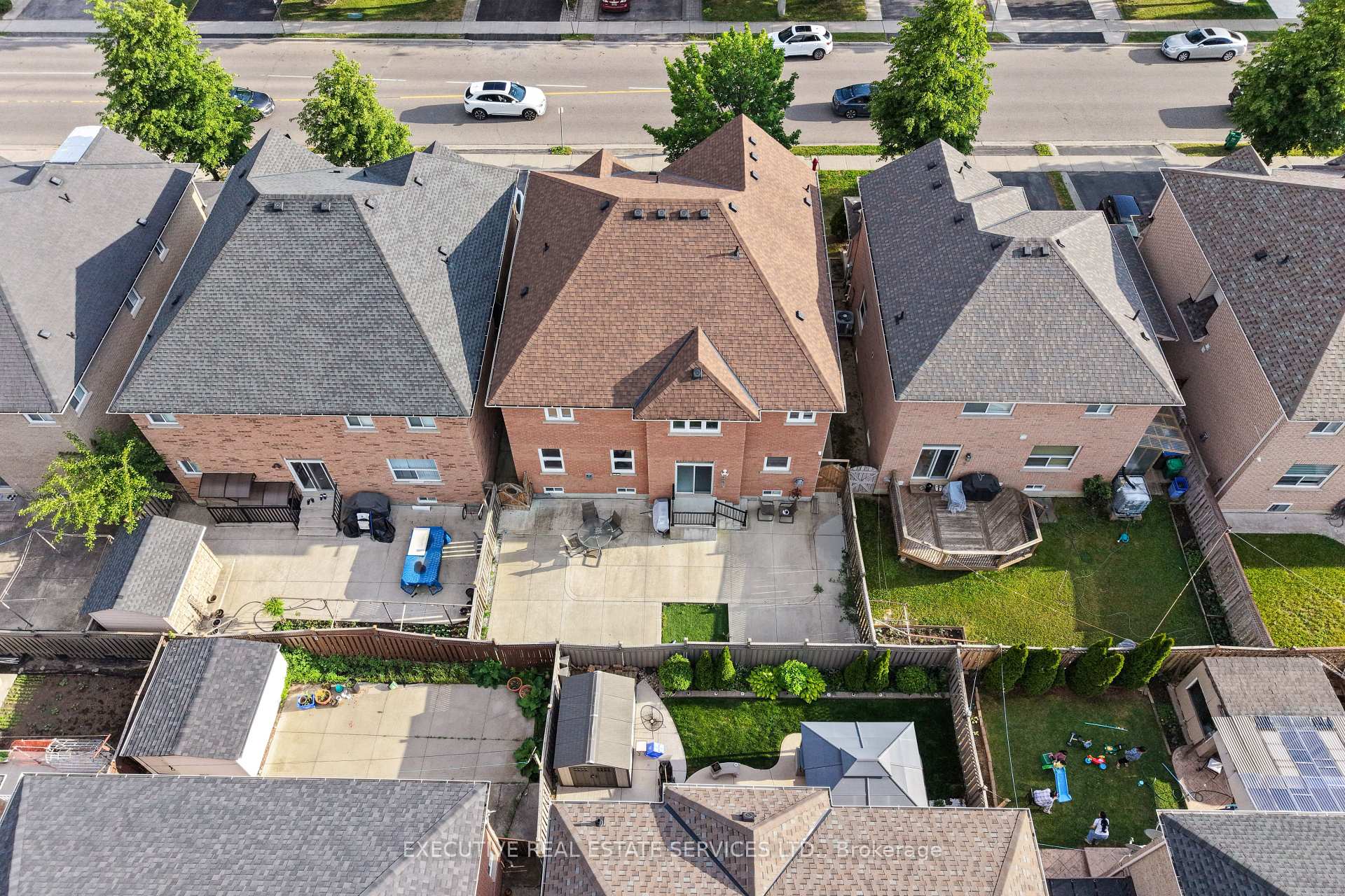 Photo 44 of 7 Chapparal Drive, Brampton, Sandringham-Wellington — HOMEH