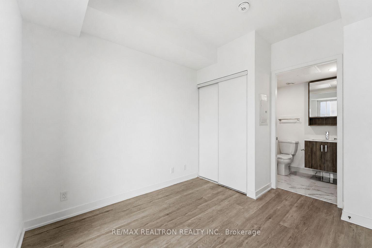 Photo 15 of Unit 4711, 88 Queen Street E, Toronto, Church-Yonge Corridor — HOMEH