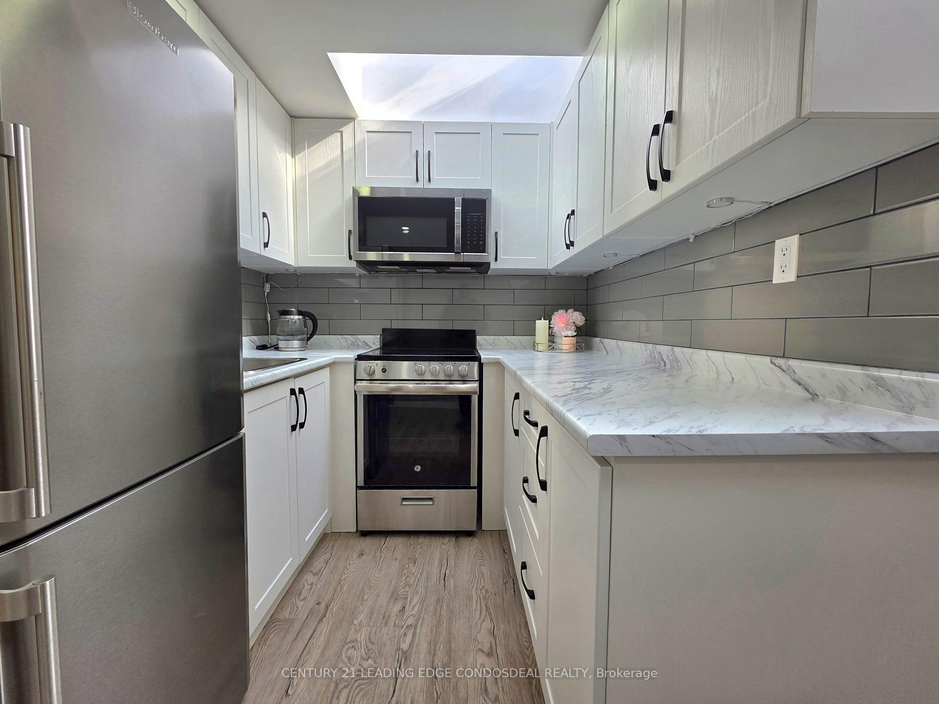 Photo 7 of Unit 2B, 658 Dundas Street W, Toronto, Kensington-Chinatown — HOMEH