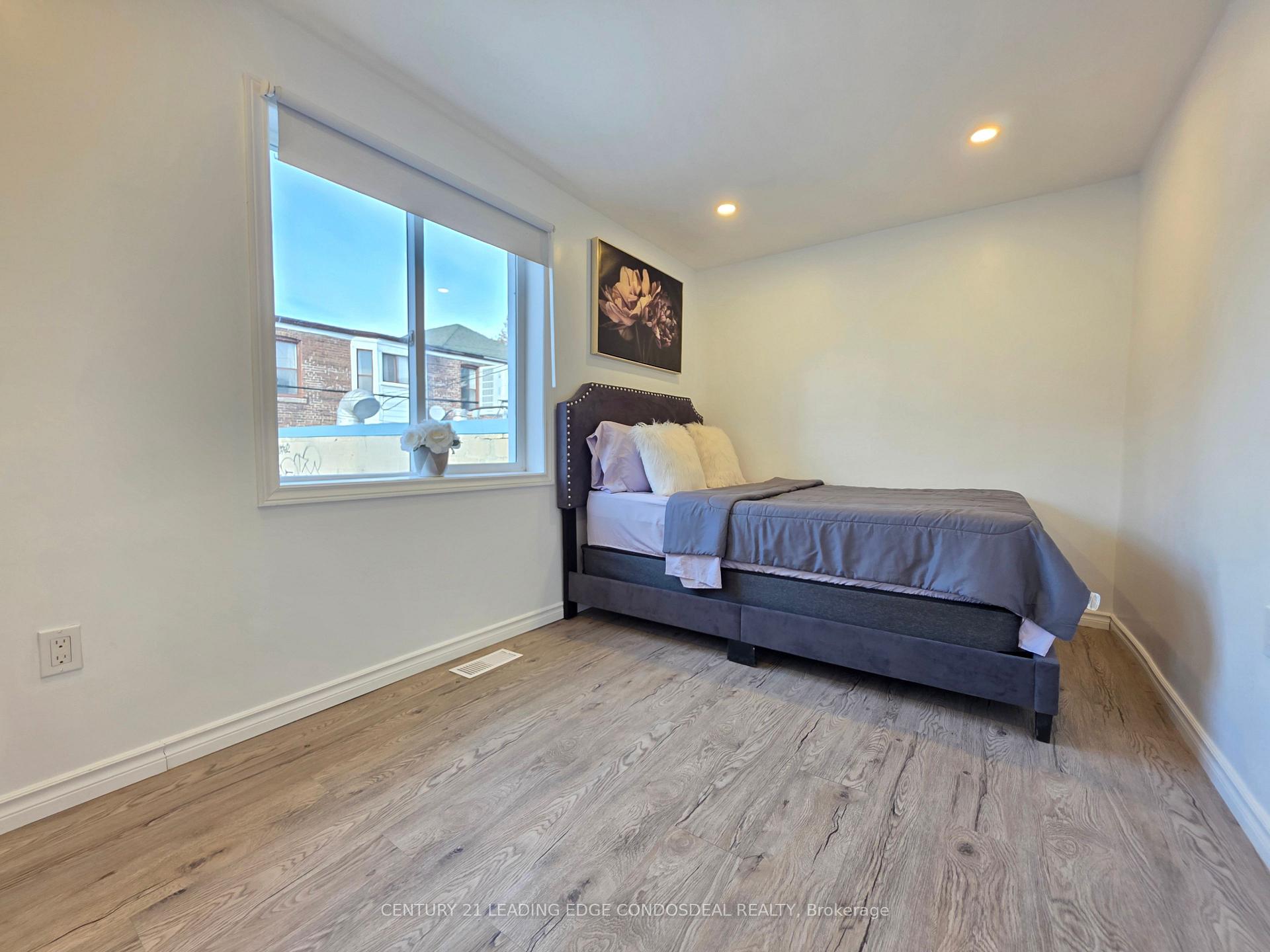 Photo 9 of Unit 2B, 658 Dundas Street W, Toronto, Kensington-Chinatown — HOMEH