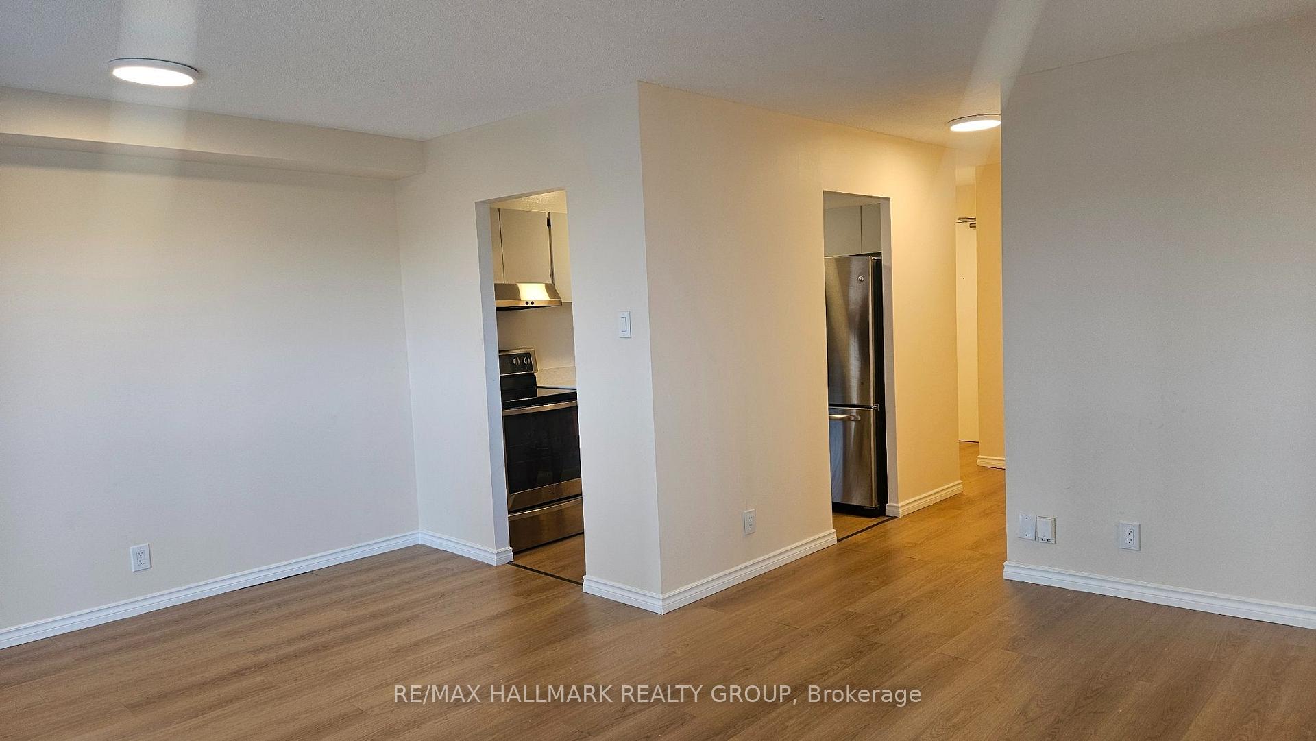 Photo 9 of Unit 4, 158A Mcarthur Avenue, Ottawa, Vanier — HOMEH