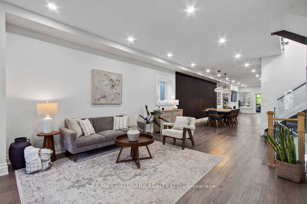 Photo 6 of 281 Warden Avenue, Scarborough, Birchcliffe-Cliffside — HOMEH