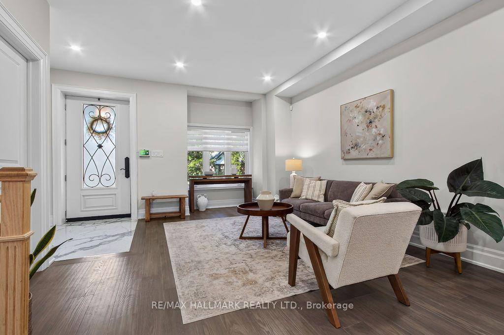 Photo 9 of 281 Warden Avenue, Scarborough, Birchcliffe-Cliffside — HOMEH