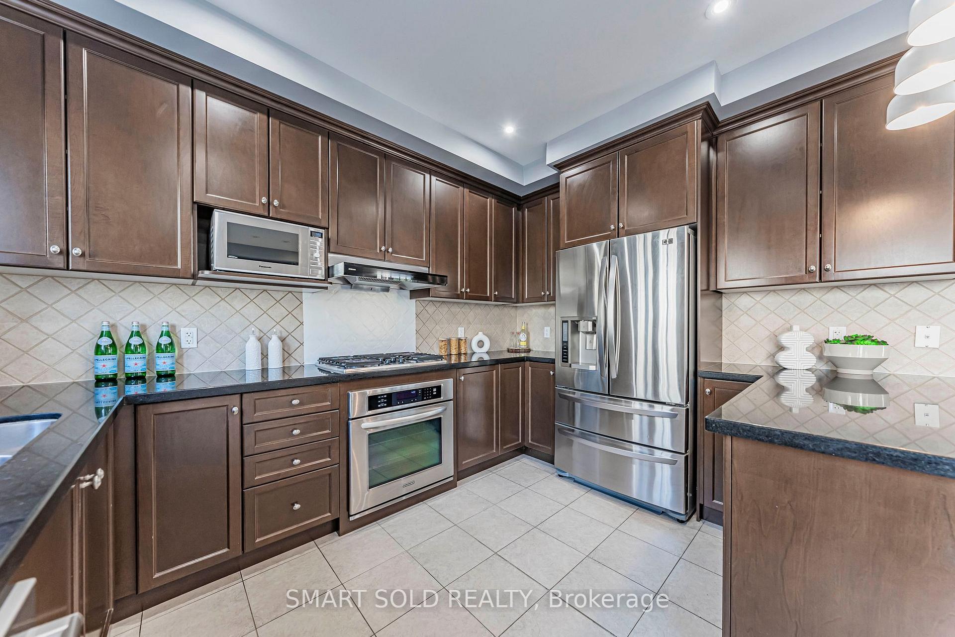 Photo 15 of 31 Lord Durham Road, Markham, Unionville — HOMEH