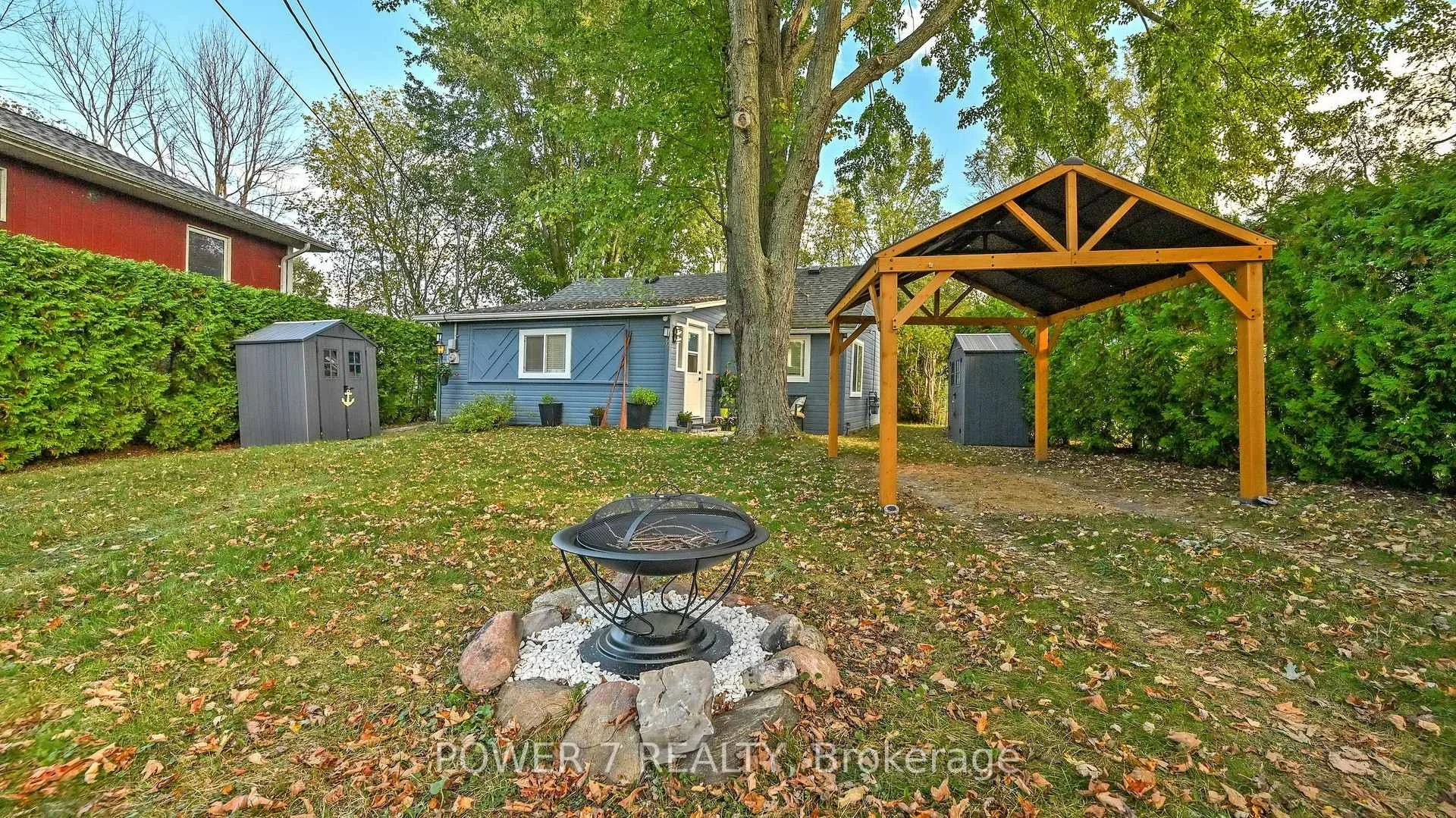 Photo 5 of 77 Blue Heron Drive, Georgina, Virginia — HOMEH