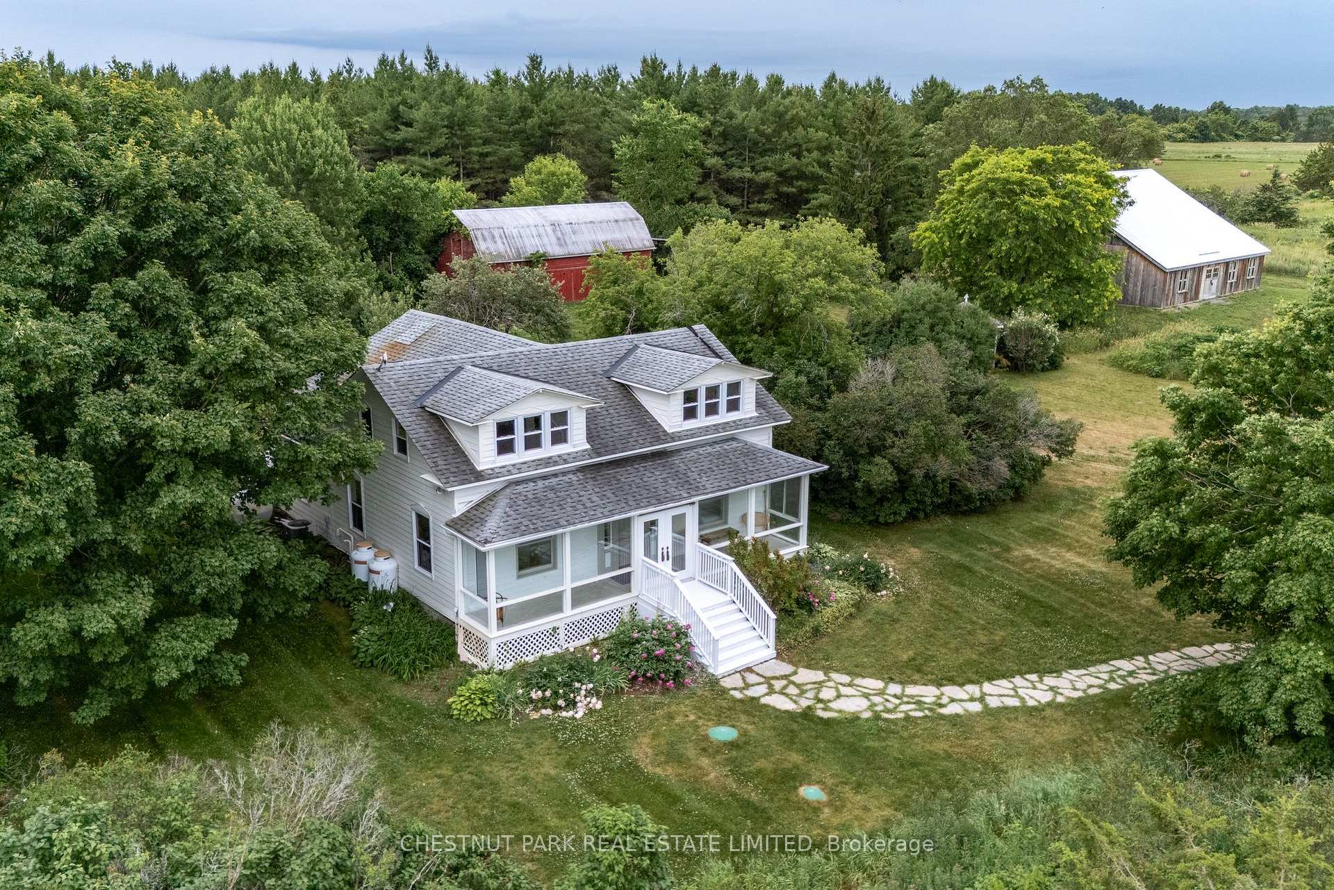 Photo 2 of 1472 County Rd 7, Prince Edward County, North Marysburg Ward — HOMEH