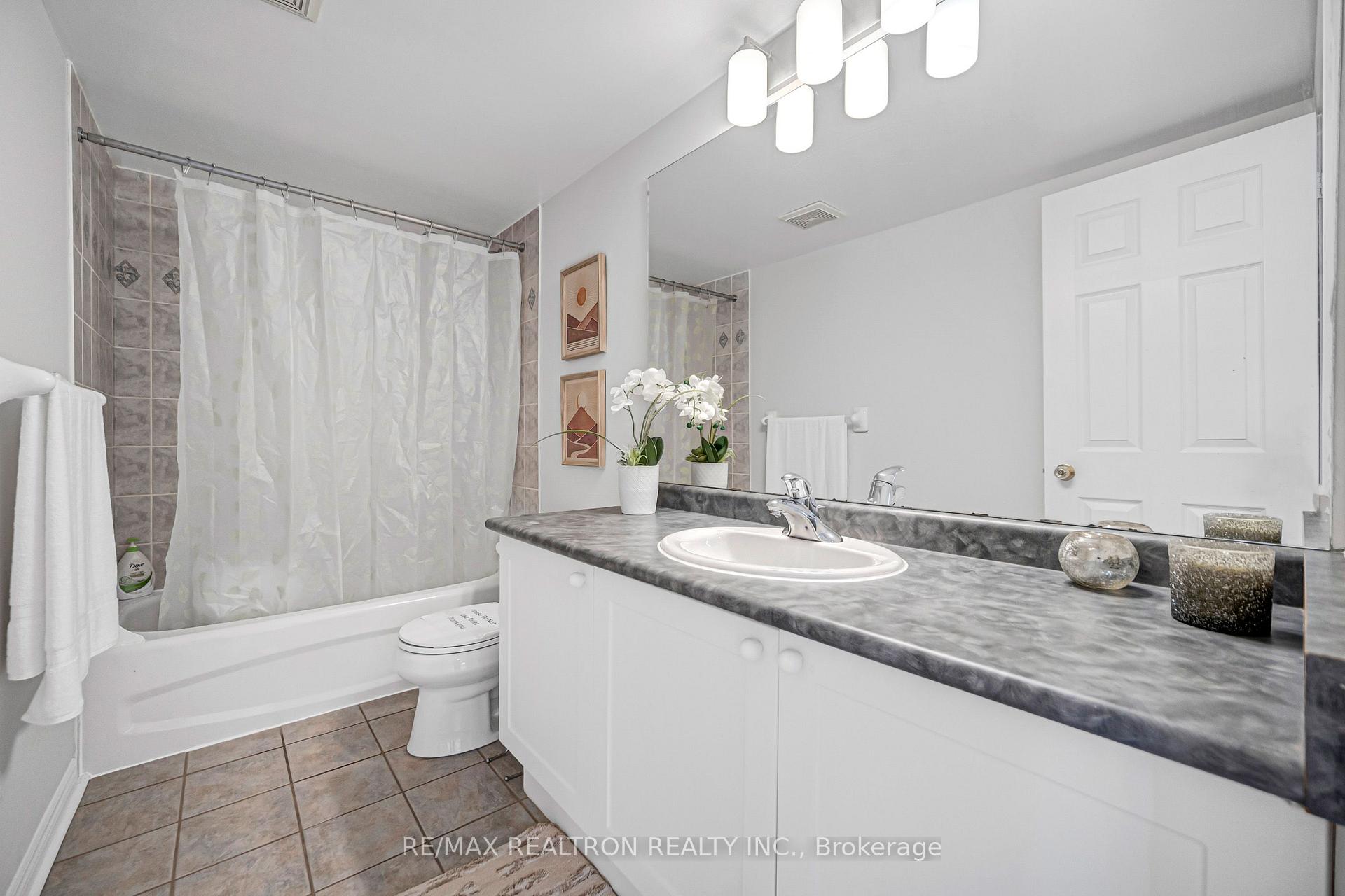 Photo 23 of 24 Port Rush Trail, Markham, Angus Glen — HOMEH