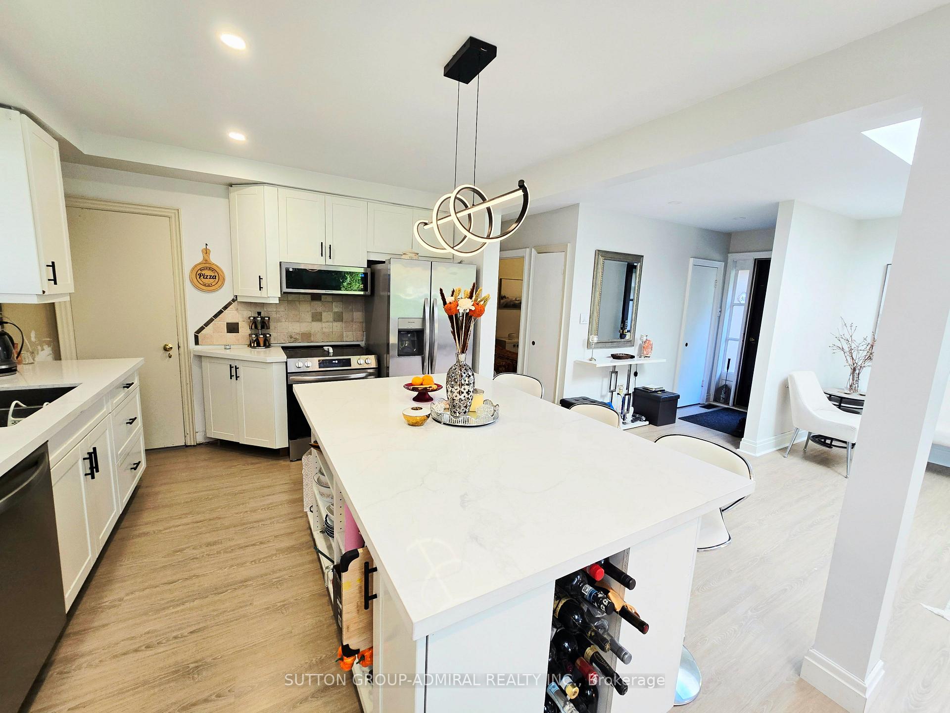 Photo 6 of 501 Sunset Beach Road, Richmond Hill, Oak Ridges Lake Wilcox — HOMEH