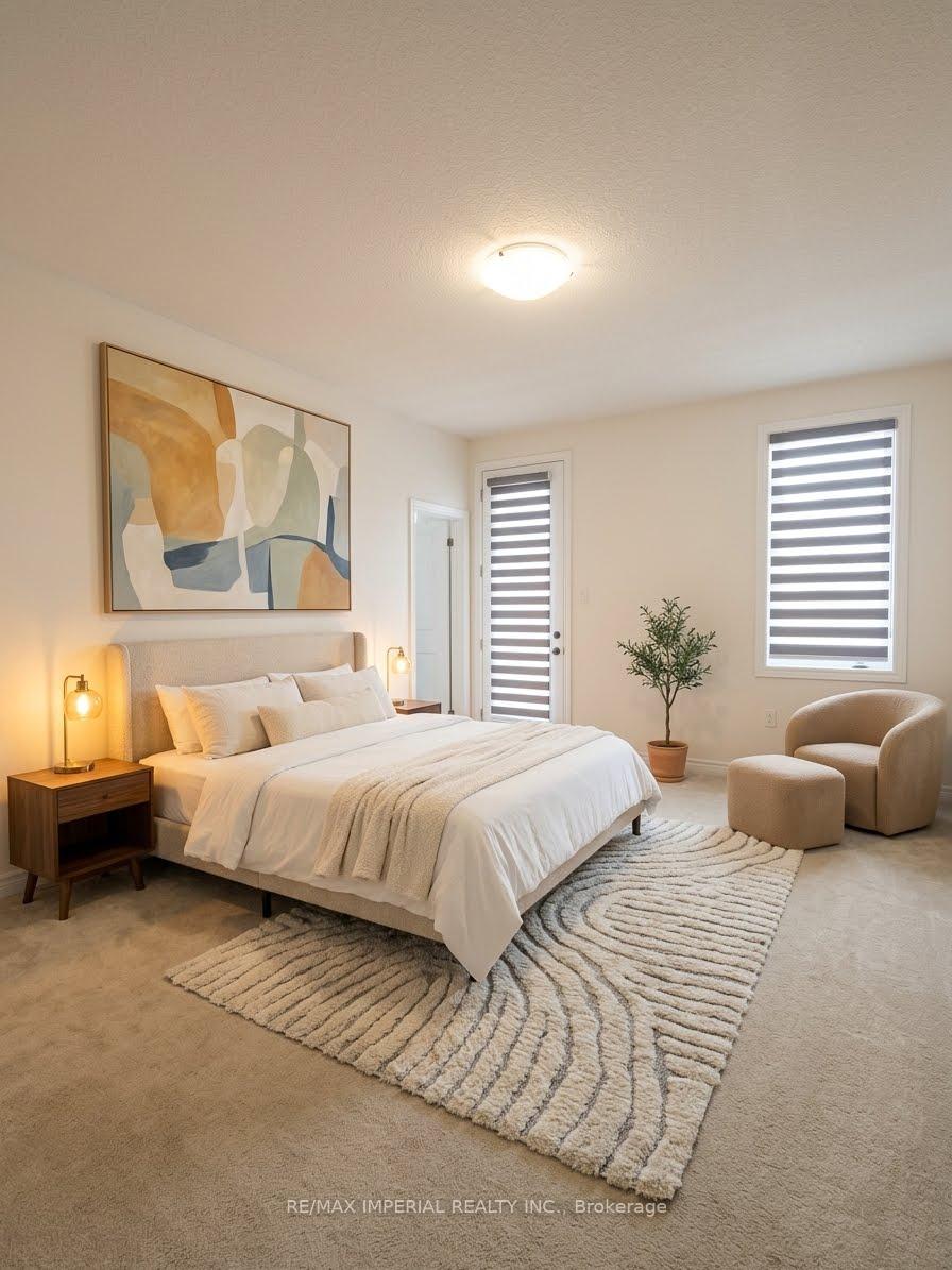 Photo 5 of 103 Mumbai Drive, Markham, Middlefield — HOMEH