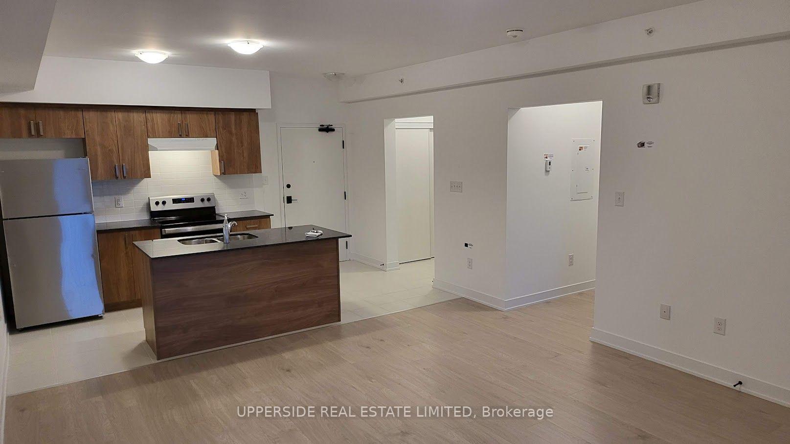 Photo 2 of Unit 411, 4 Spice Way, Barrie, Rural Barrie Southeast — HOMEH